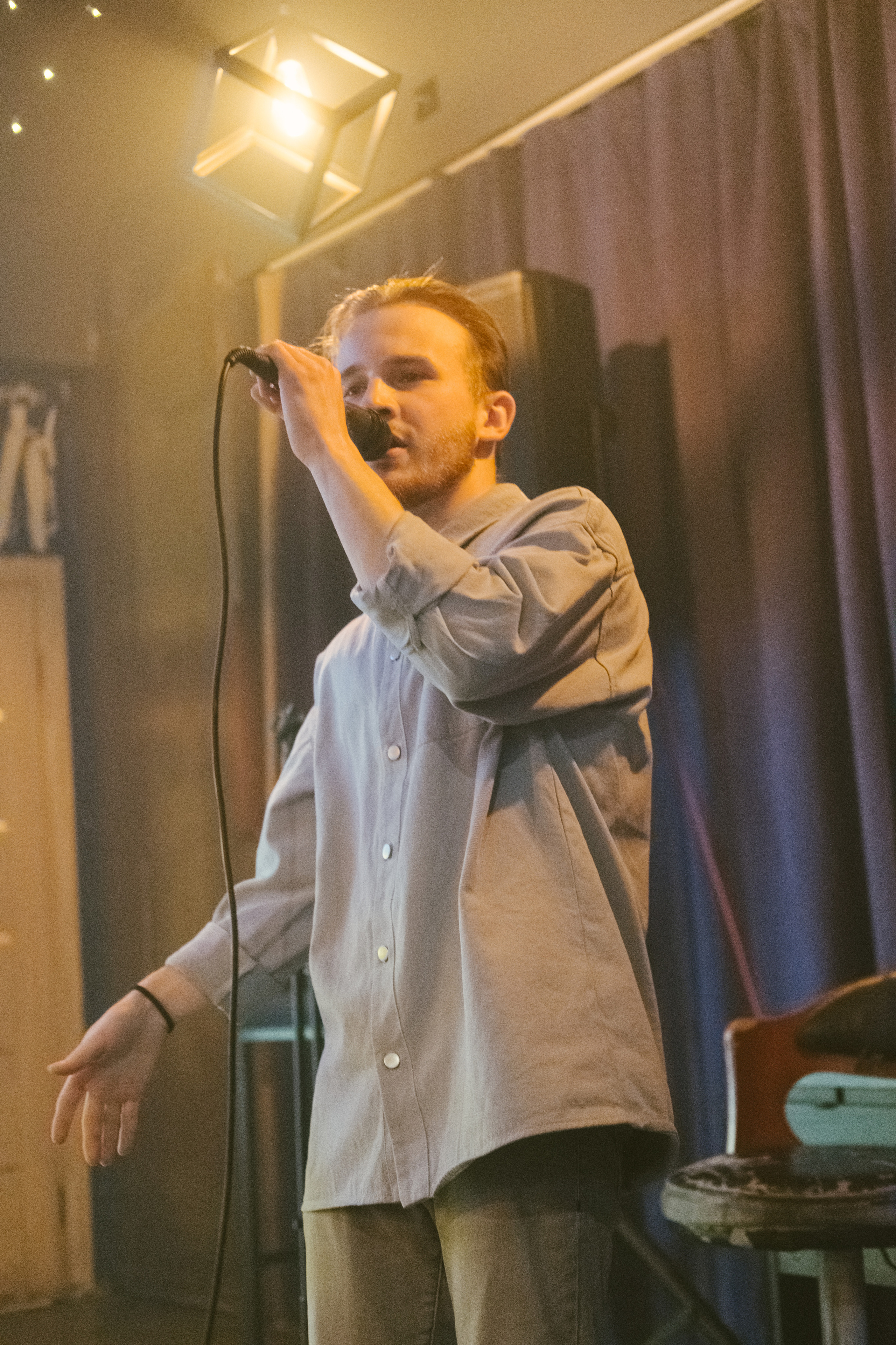 Концерт в кальянной Мистери. Фотограф в Иркутске Анна Мирошникова