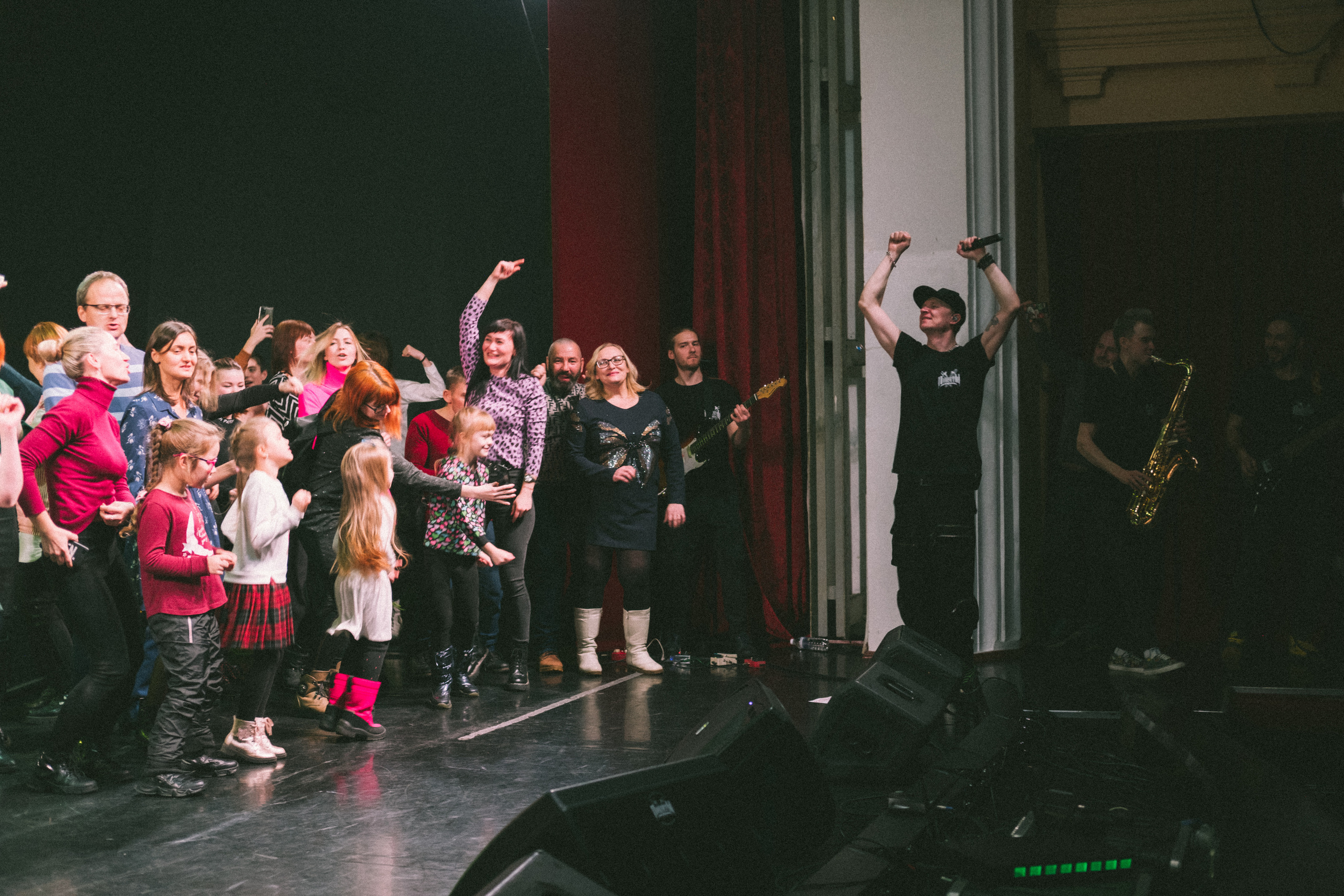 Концерт музыкальной группы. Фотограф в Иркутске Анна Мирошникова