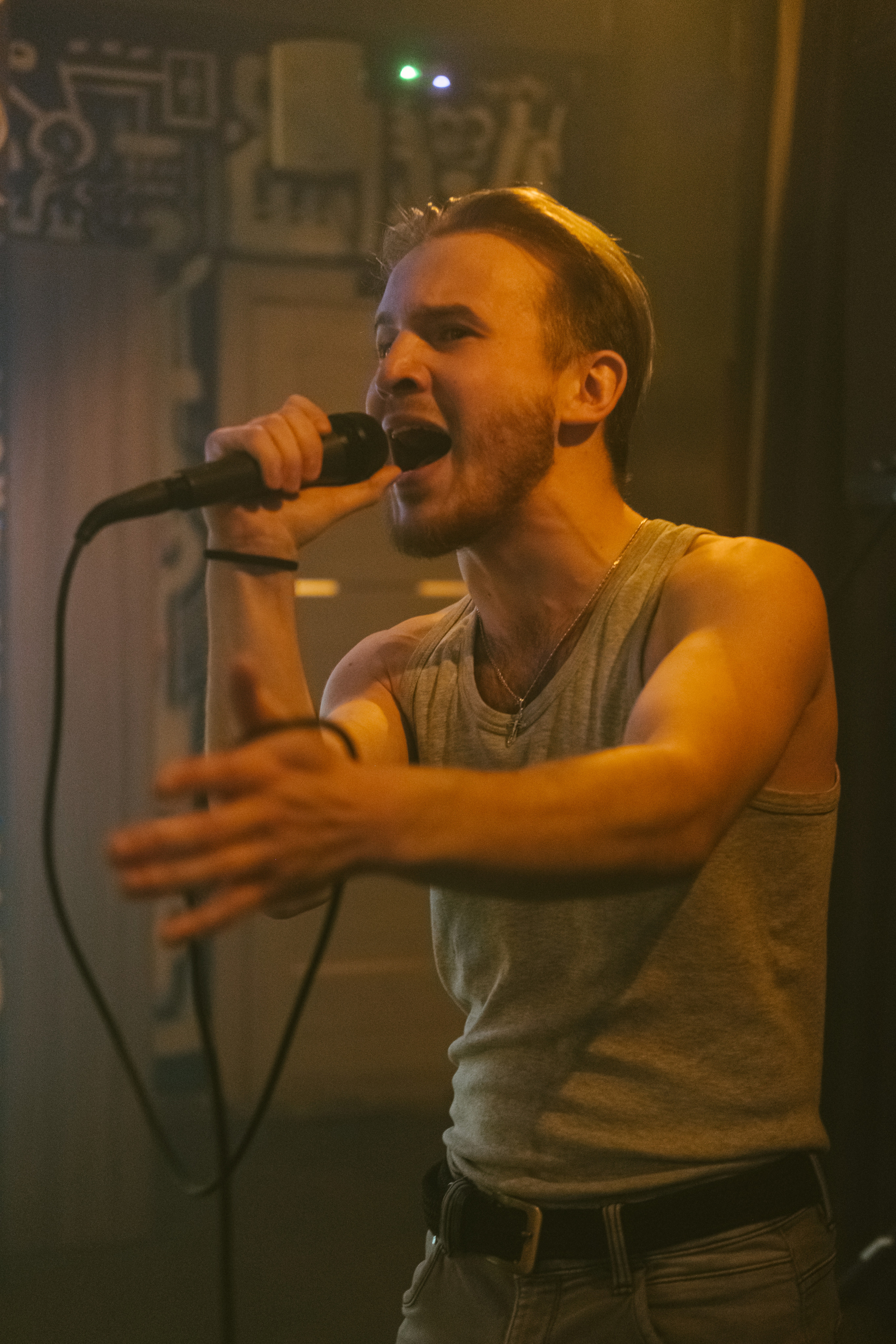 Концерт в кальянной Мистери. Фотограф в Иркутске Анна Мирошникова