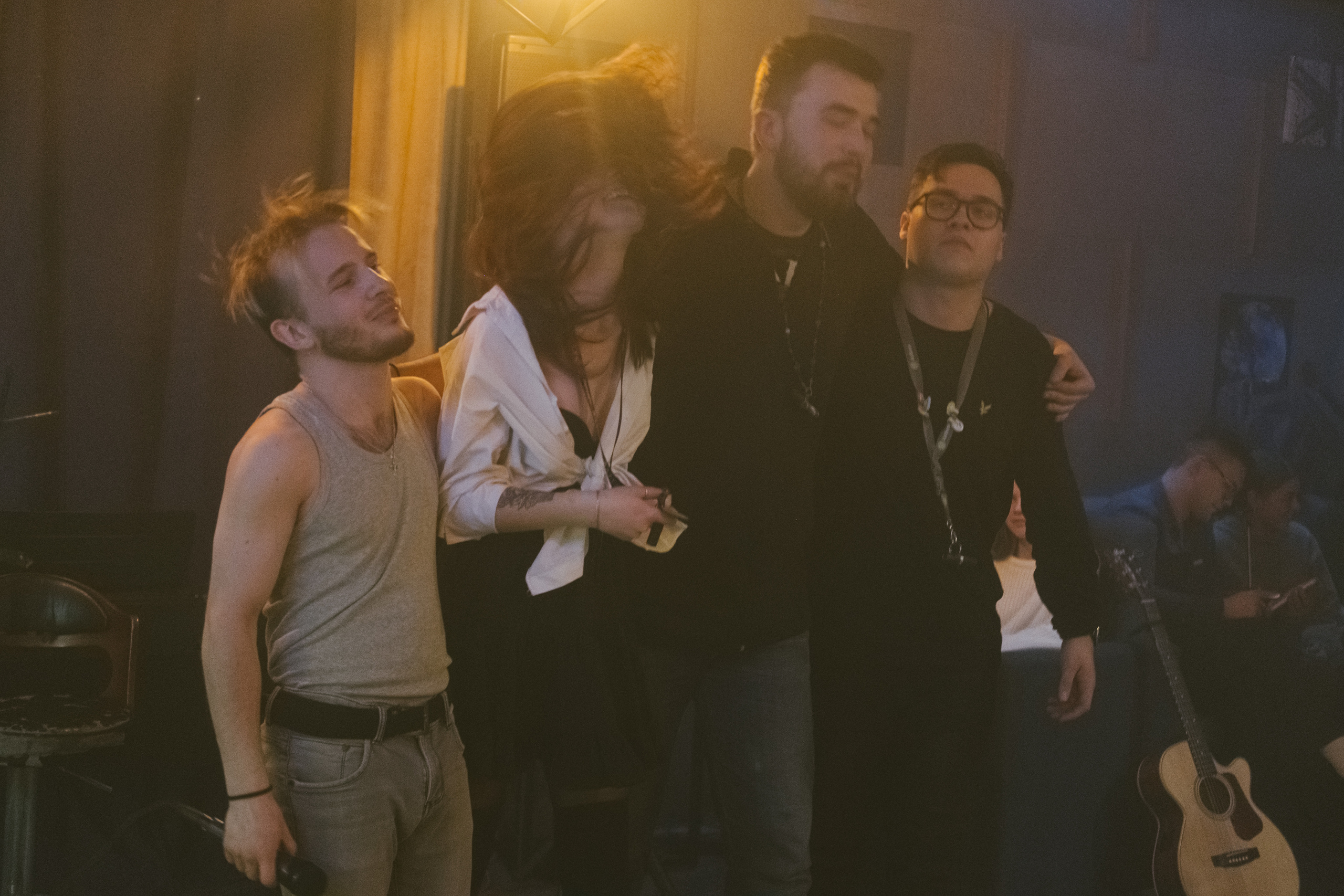 Концерт в кальянной Мистери. Фотограф в Иркутске Анна Мирошникова