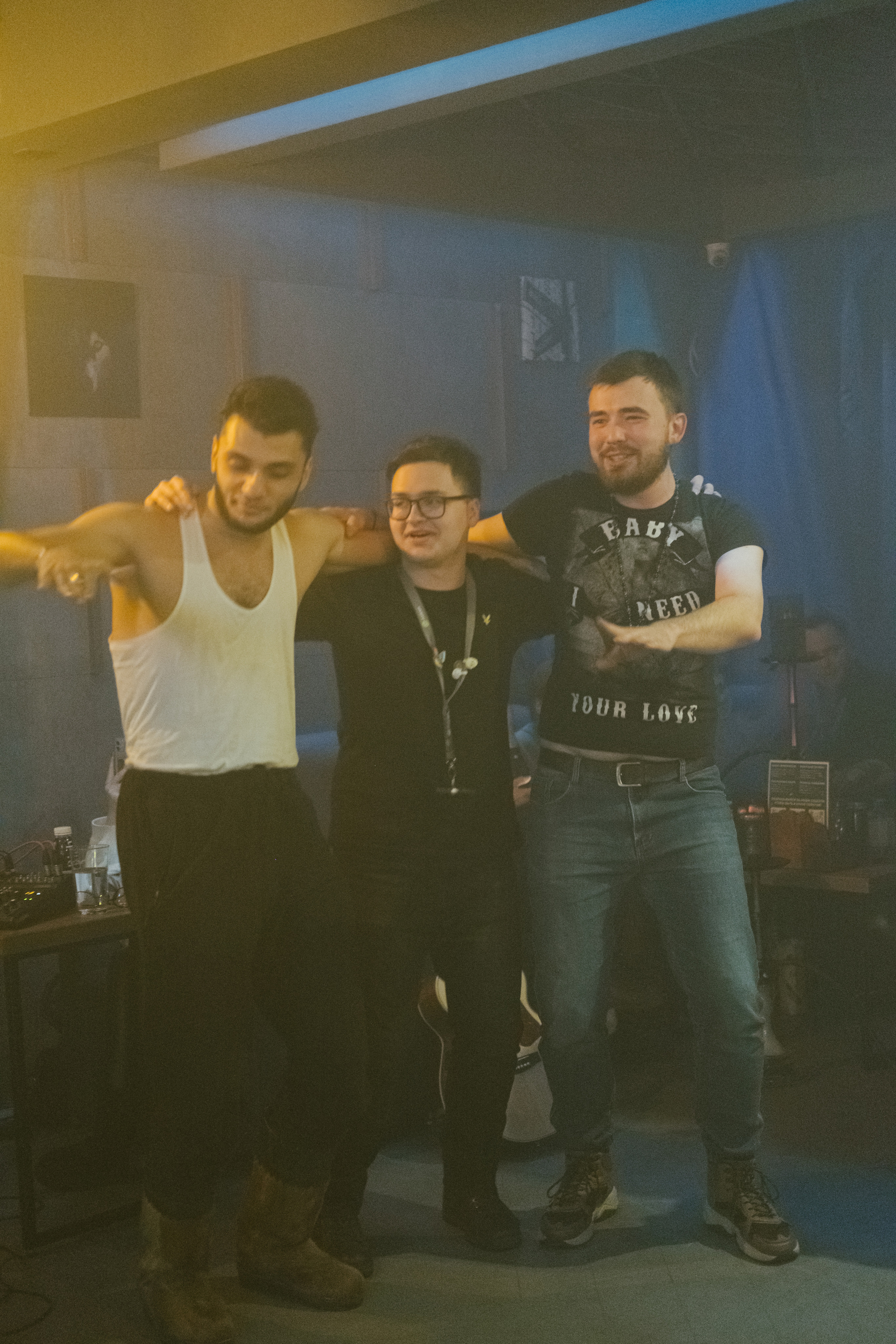 Концерт в кальянной Мистери. Фотограф в Иркутске Анна Мирошникова