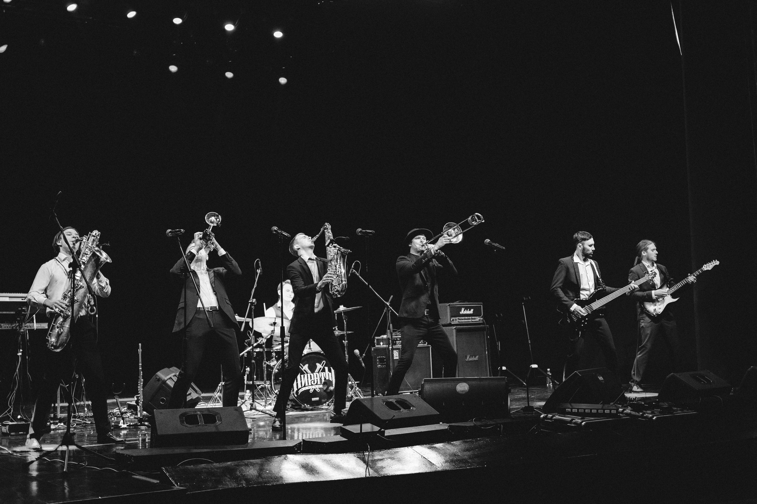 Концерт музыкальной группы. Фотограф в Иркутске Анна Мирошникова