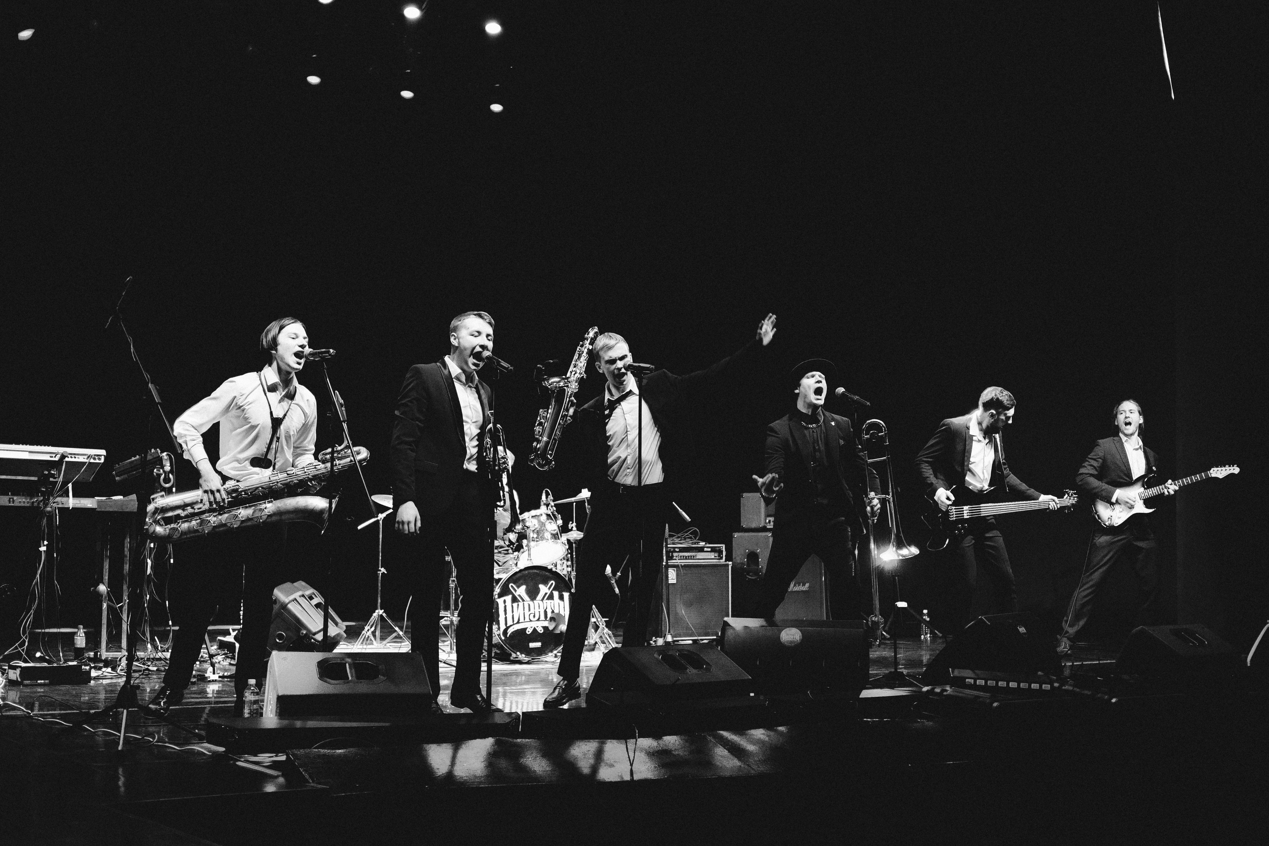 Концерт музыкальной группы. Фотограф в Иркутске Анна Мирошникова