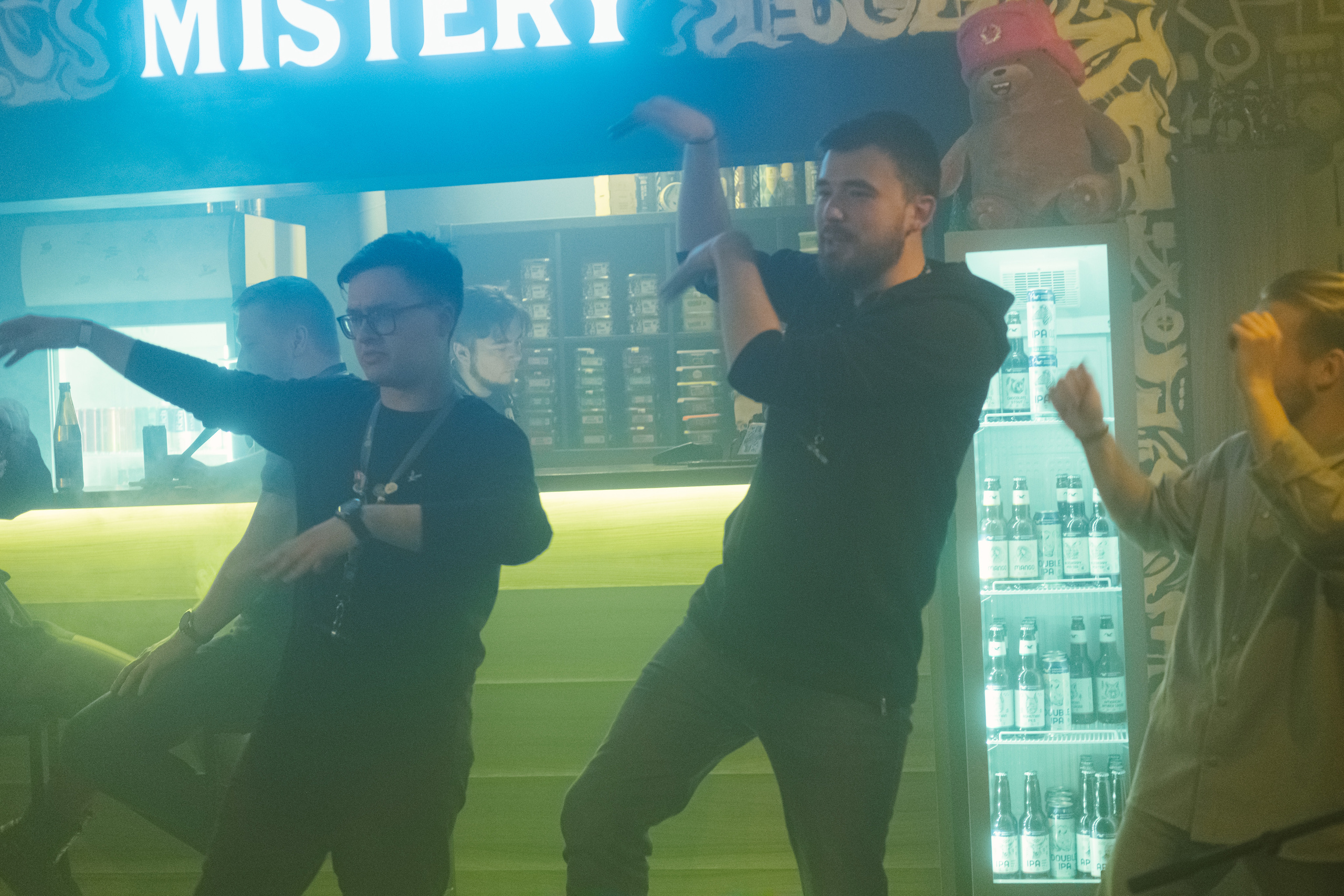 Концерт в кальянной Мистери. Фотограф в Иркутске Анна Мирошникова