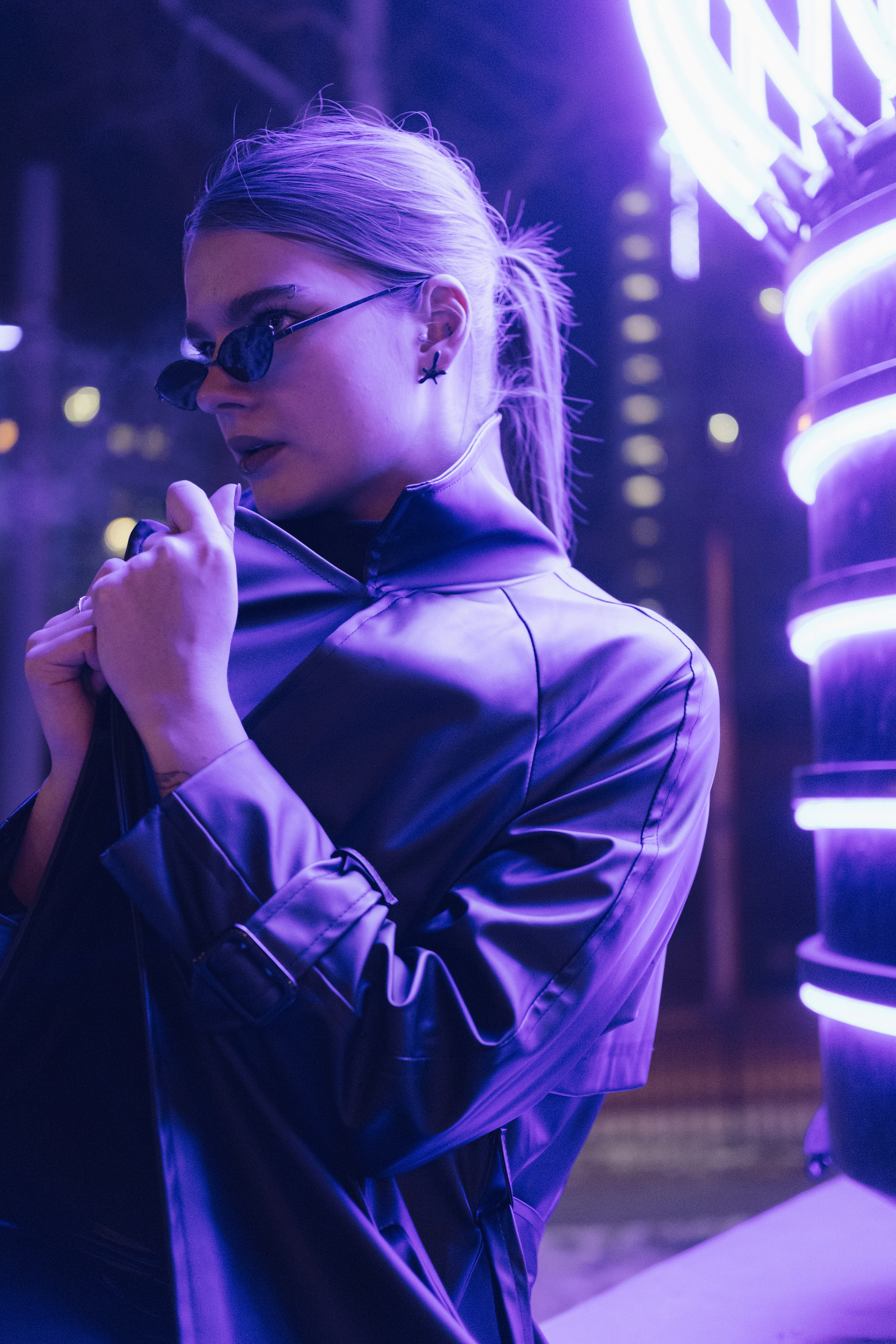 Аня в стиле матрица. Фотограф в Иркутске Анна Мирошникова