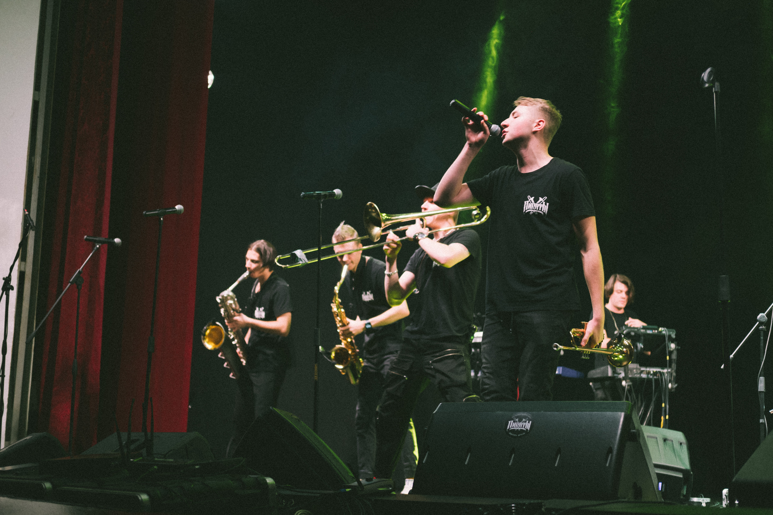 Концерт музыкальной группы. Фотограф в Иркутске Анна Мирошникова