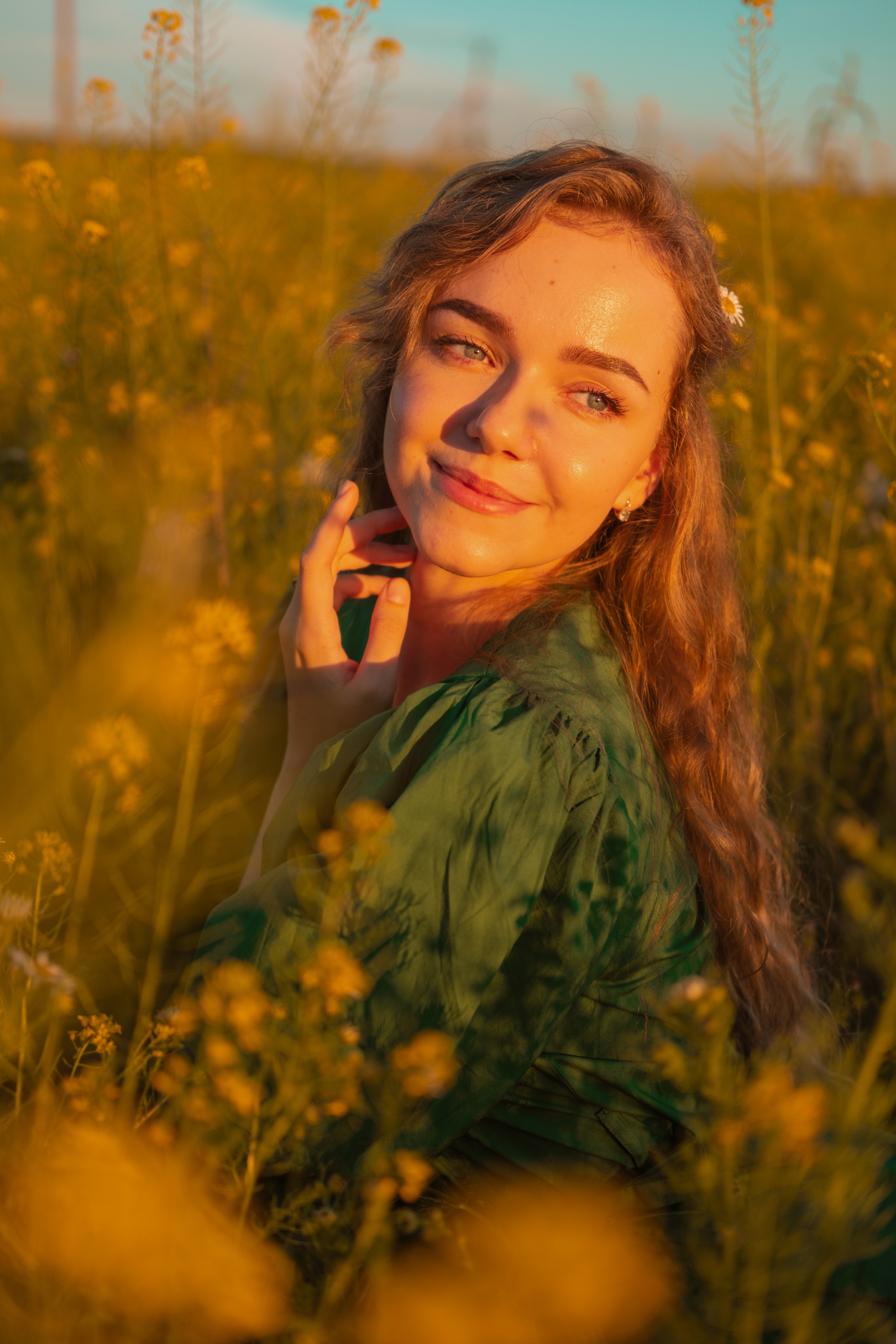 Танюша в поле цветов. Фотограф в Иркутске Анна Мирошникова