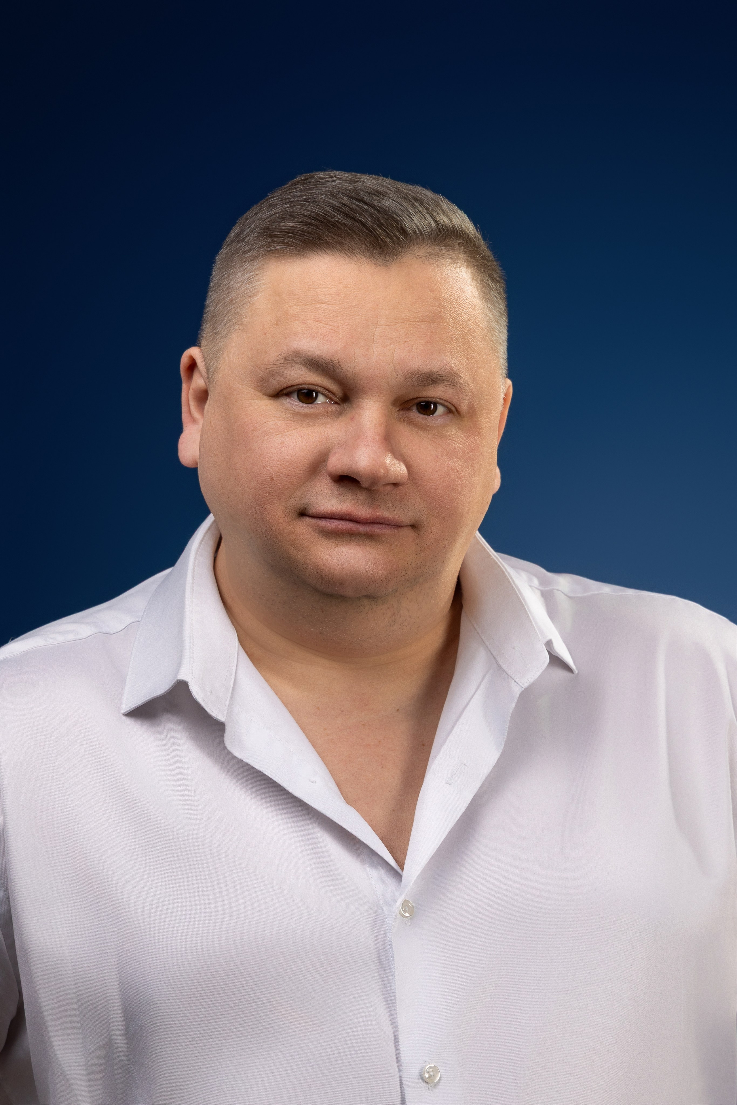 Владимир. Классический портрет. Фотограф Андрей Зикеев, фотостудия AzArt Studio в Москве