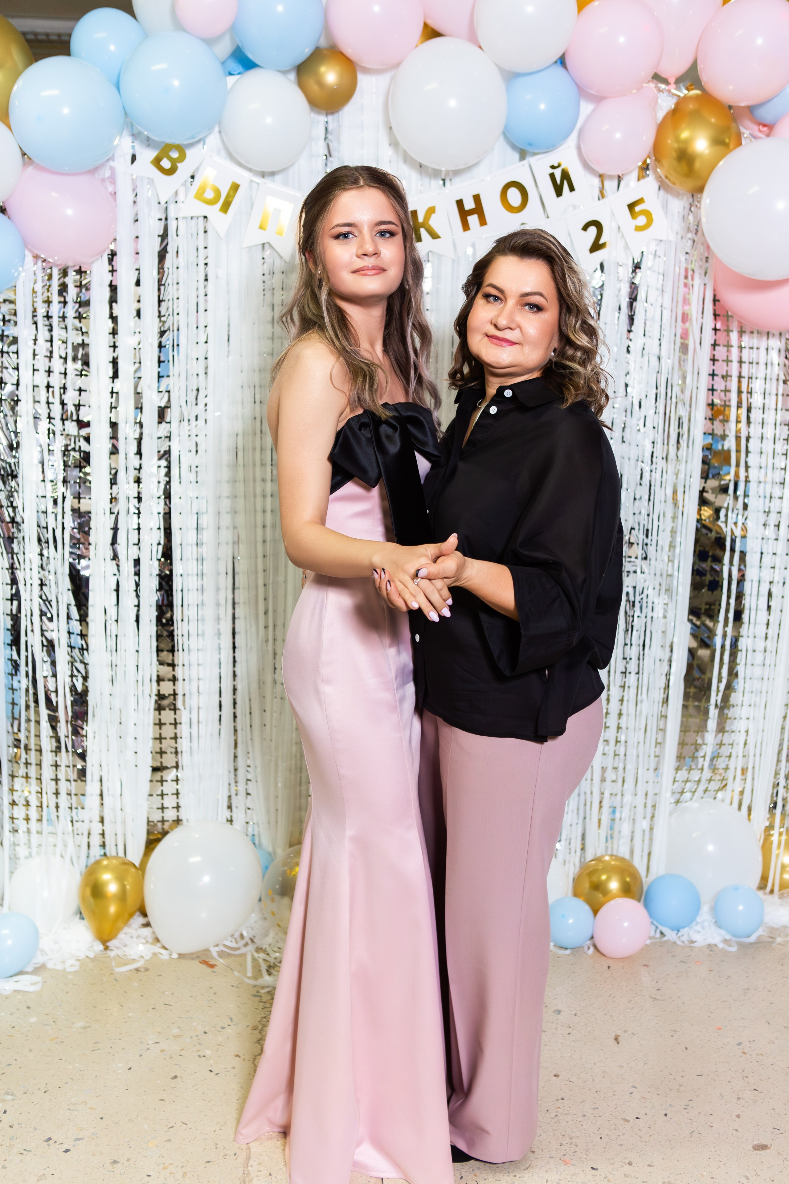 ФОТОСЕССИЯ С РОДИТЕЛЯМИ ВЫПУСКНОЙ 2025 9 ШКОЛА Г.МЦЕНСК. Профессиональный фотограф в Мценске и Орловской области