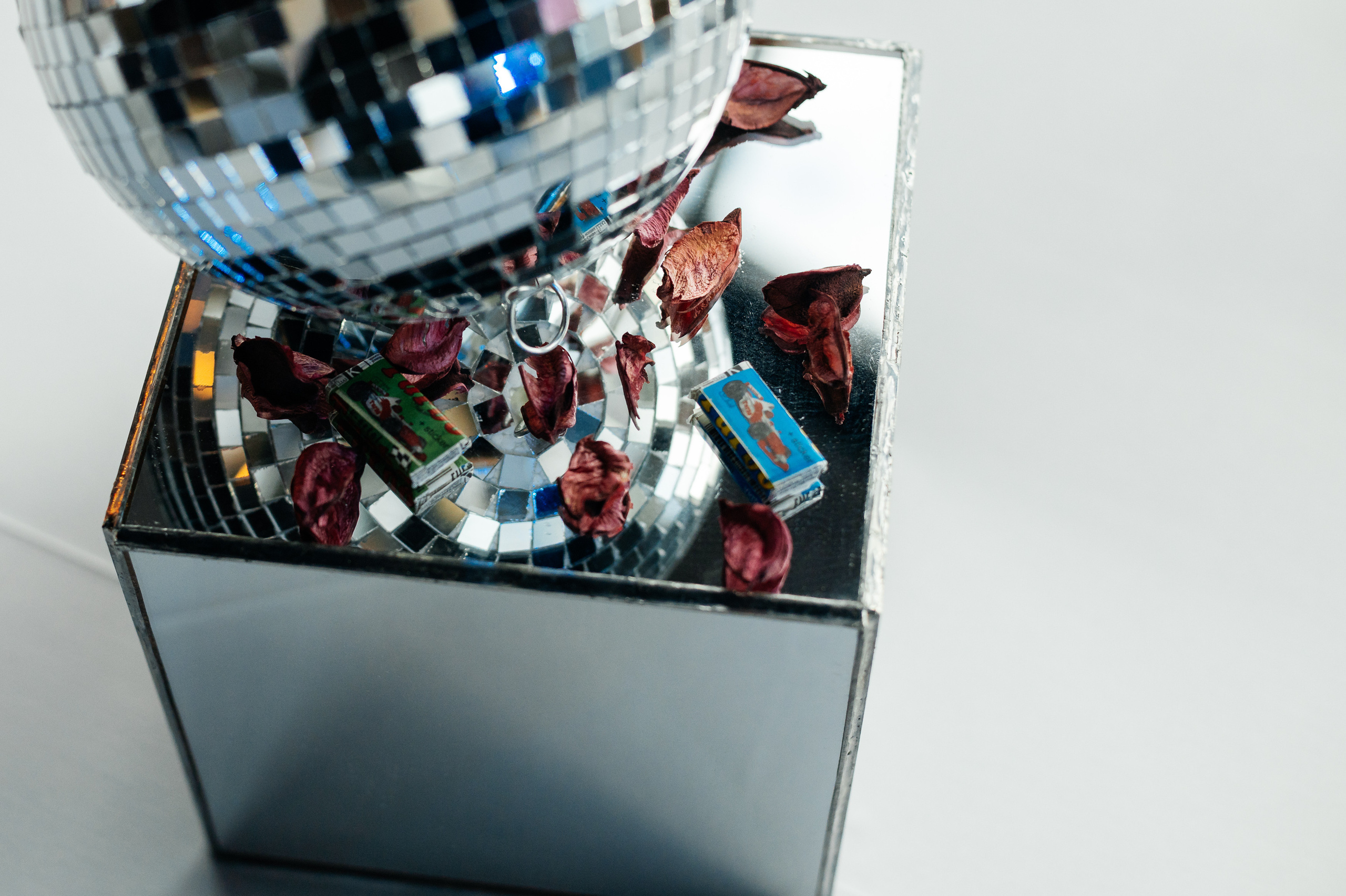 Backstage на вечеринке 90's в Moscow City. Свадебный и портретный фотограф в Королёве Сергей Чихарев