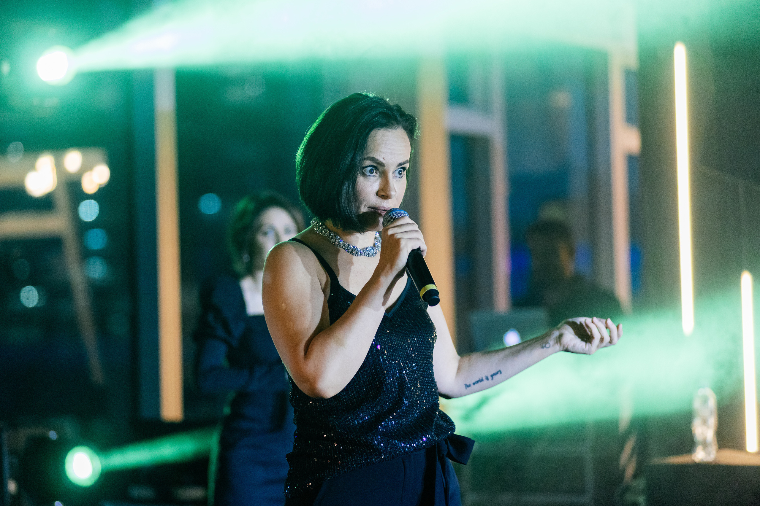 Backstage на вечеринке 90's в Moscow City. Свадебный и портретный фотограф в Королёве Сергей Чихарев