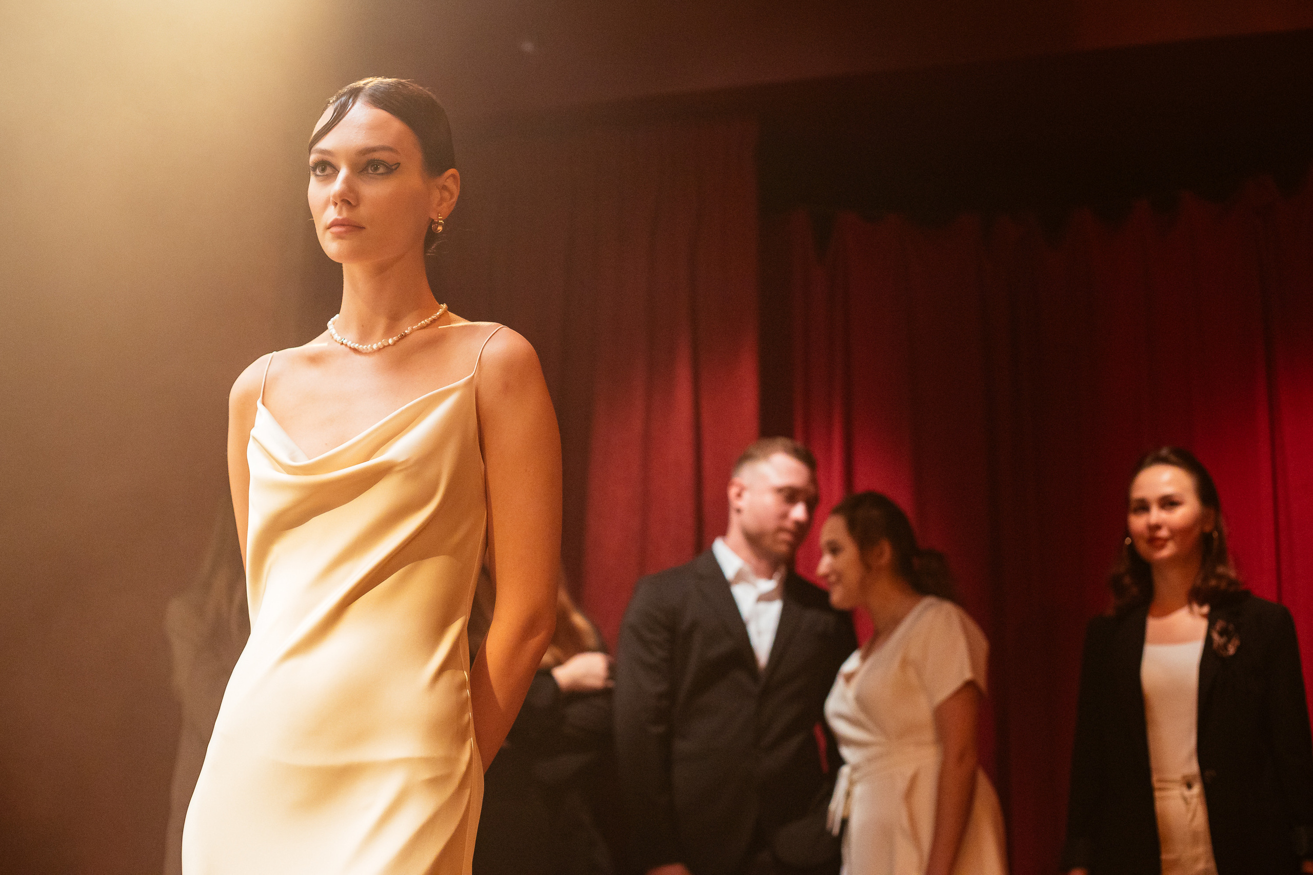 Backstage съемки клипа. Свадебный и портретный фотограф в Королёве Сергей Чихарев