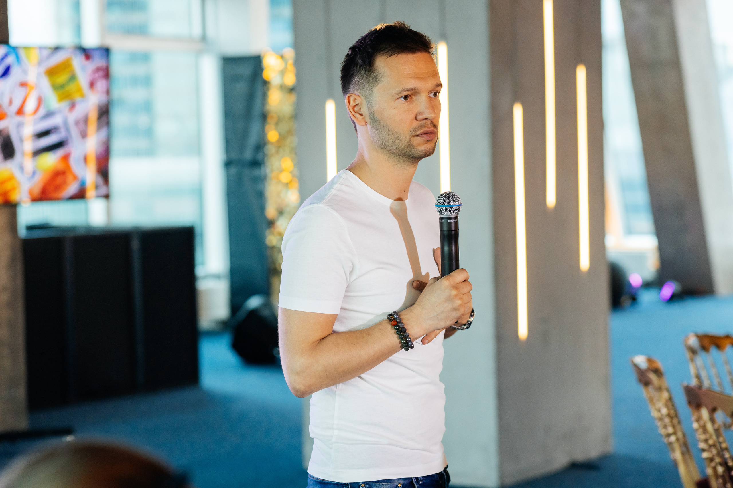 Backstage на вечеринке 90's в Moscow City. Свадебный и портретный фотограф в Королёве Сергей Чихарев