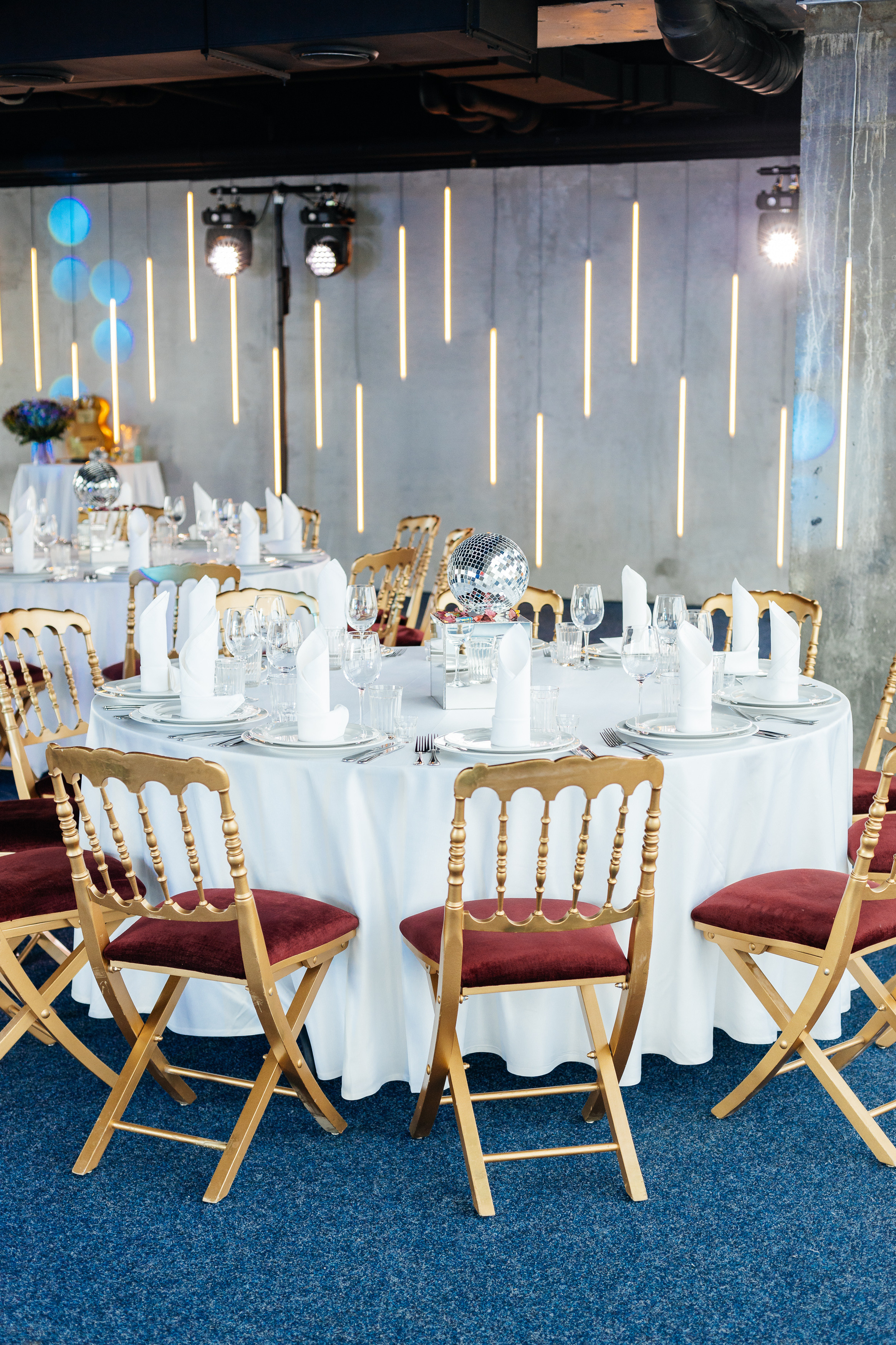 Backstage на вечеринке 90's в Moscow City. Свадебный и портретный фотограф в Королёве Сергей Чихарев