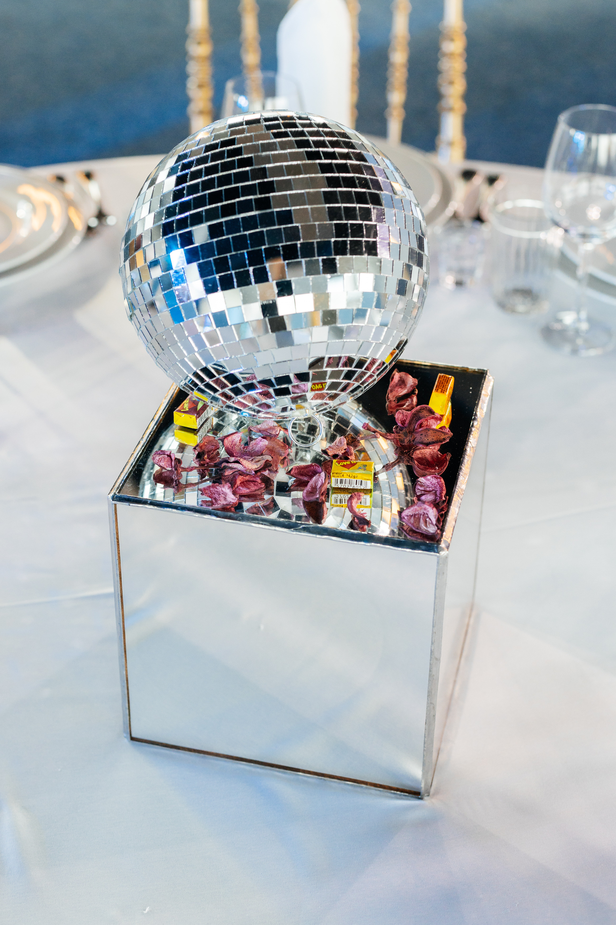 Backstage на вечеринке 90's в Moscow City. Свадебный и портретный фотограф в Королёве Сергей Чихарев