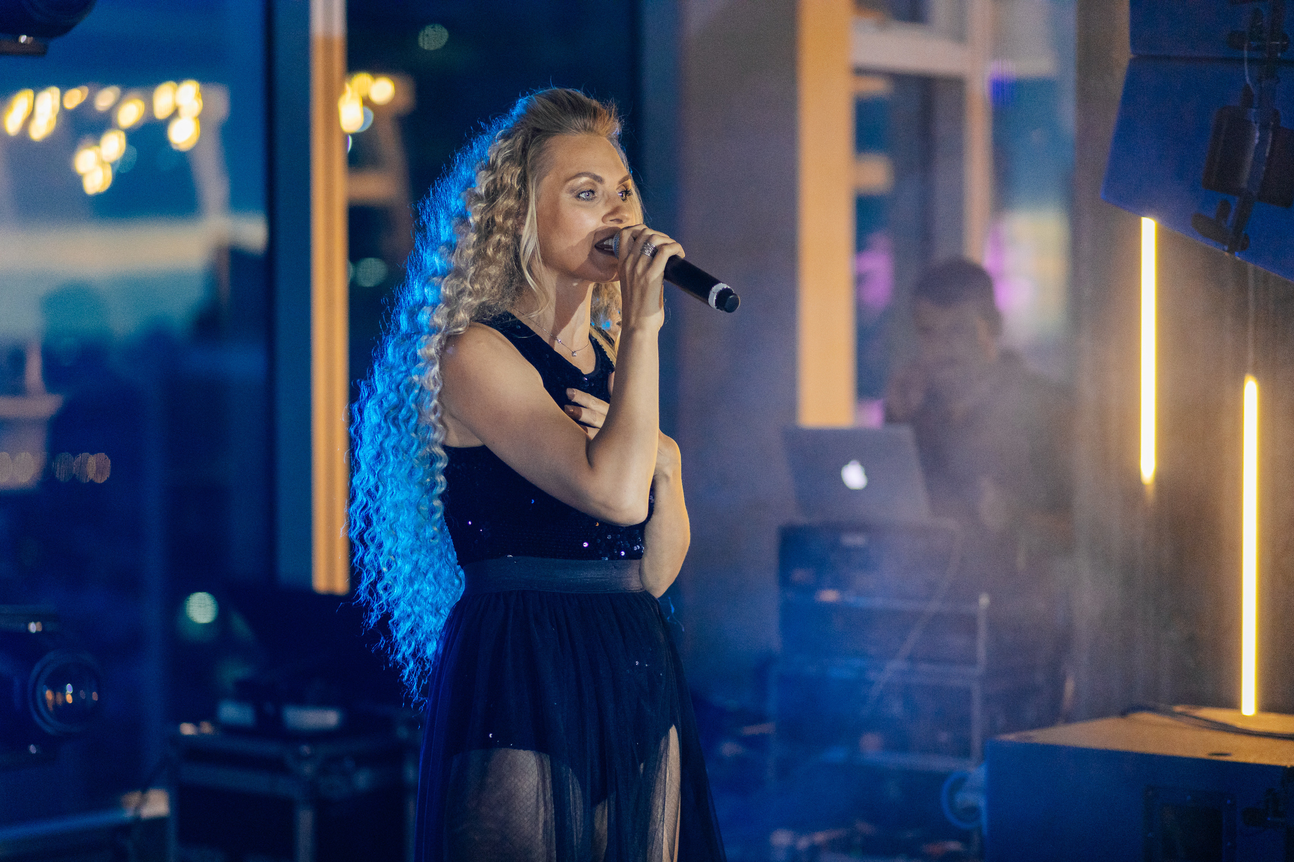 Backstage на вечеринке 90's в Moscow City. Свадебный и портретный фотограф в Королёве Сергей Чихарев