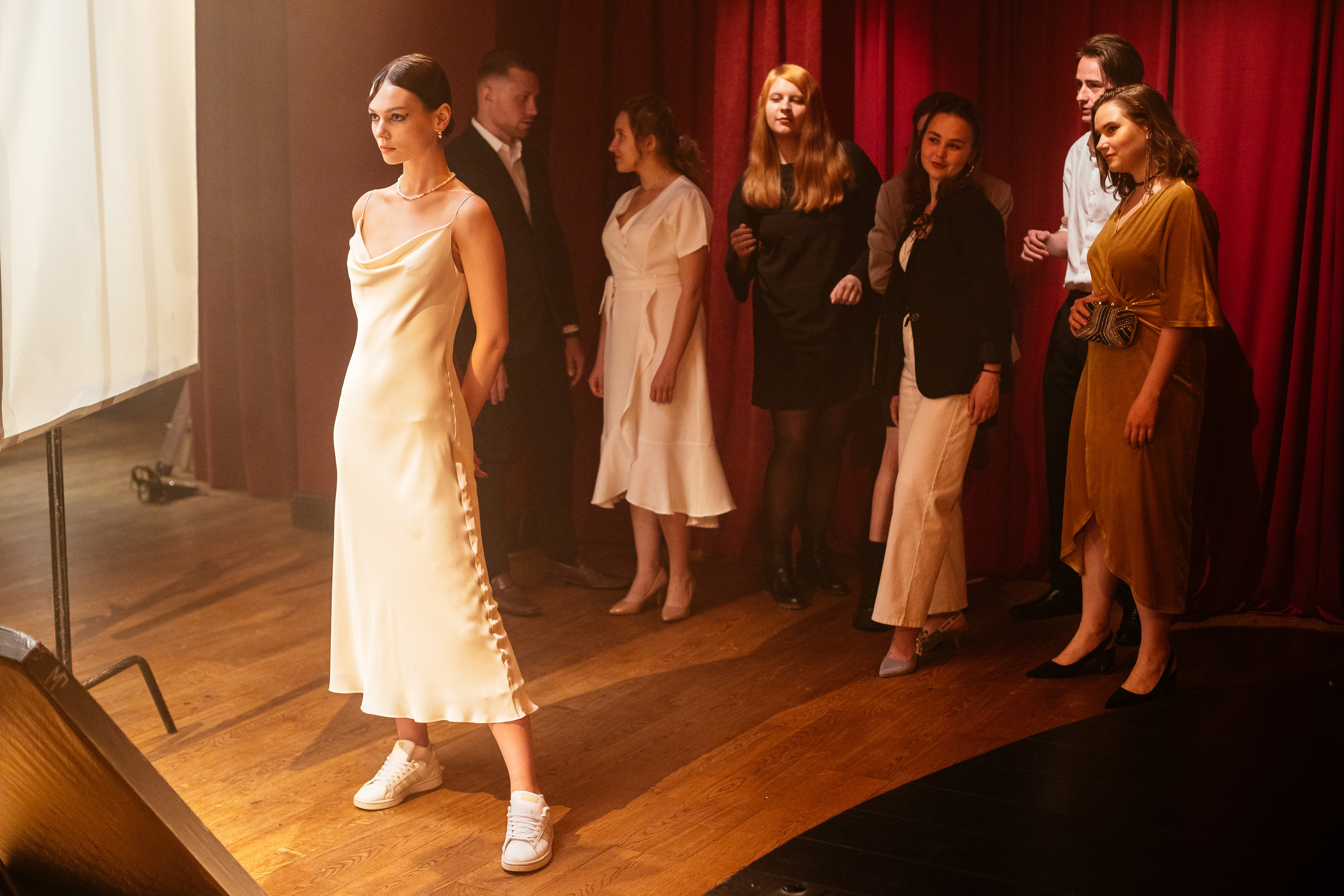 Backstage съемки клипа. Свадебный и портретный фотограф в Королёве Сергей Чихарев