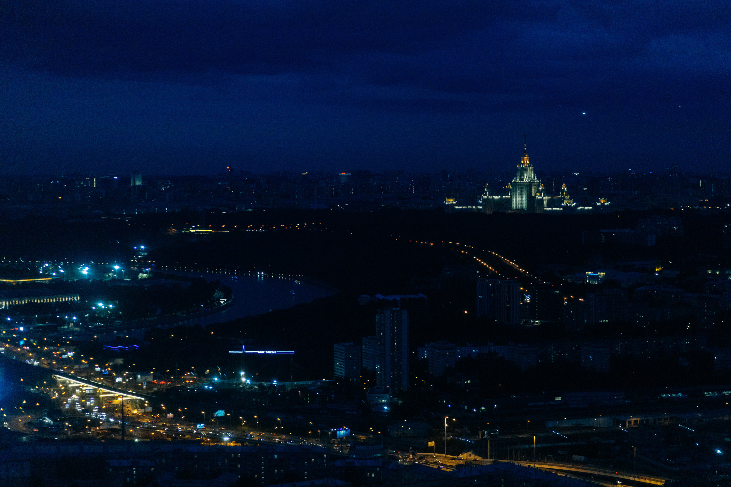 Backstage на вечеринке 90's в Moscow City. Свадебный и портретный фотограф в Королёве Сергей Чихарев