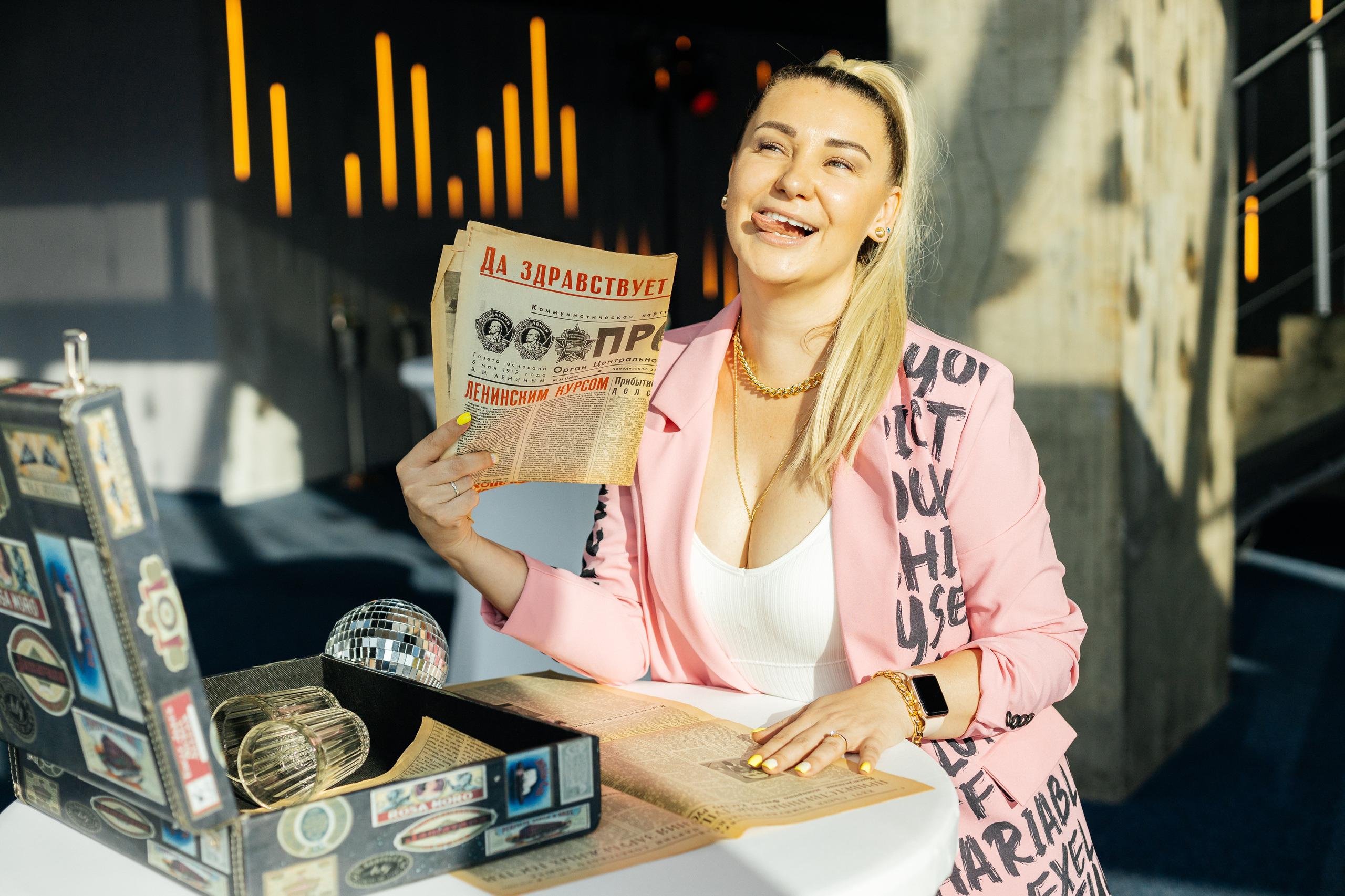 Backstage на вечеринке 90's в Moscow City. Свадебный и портретный фотограф в Королёве Сергей Чихарев