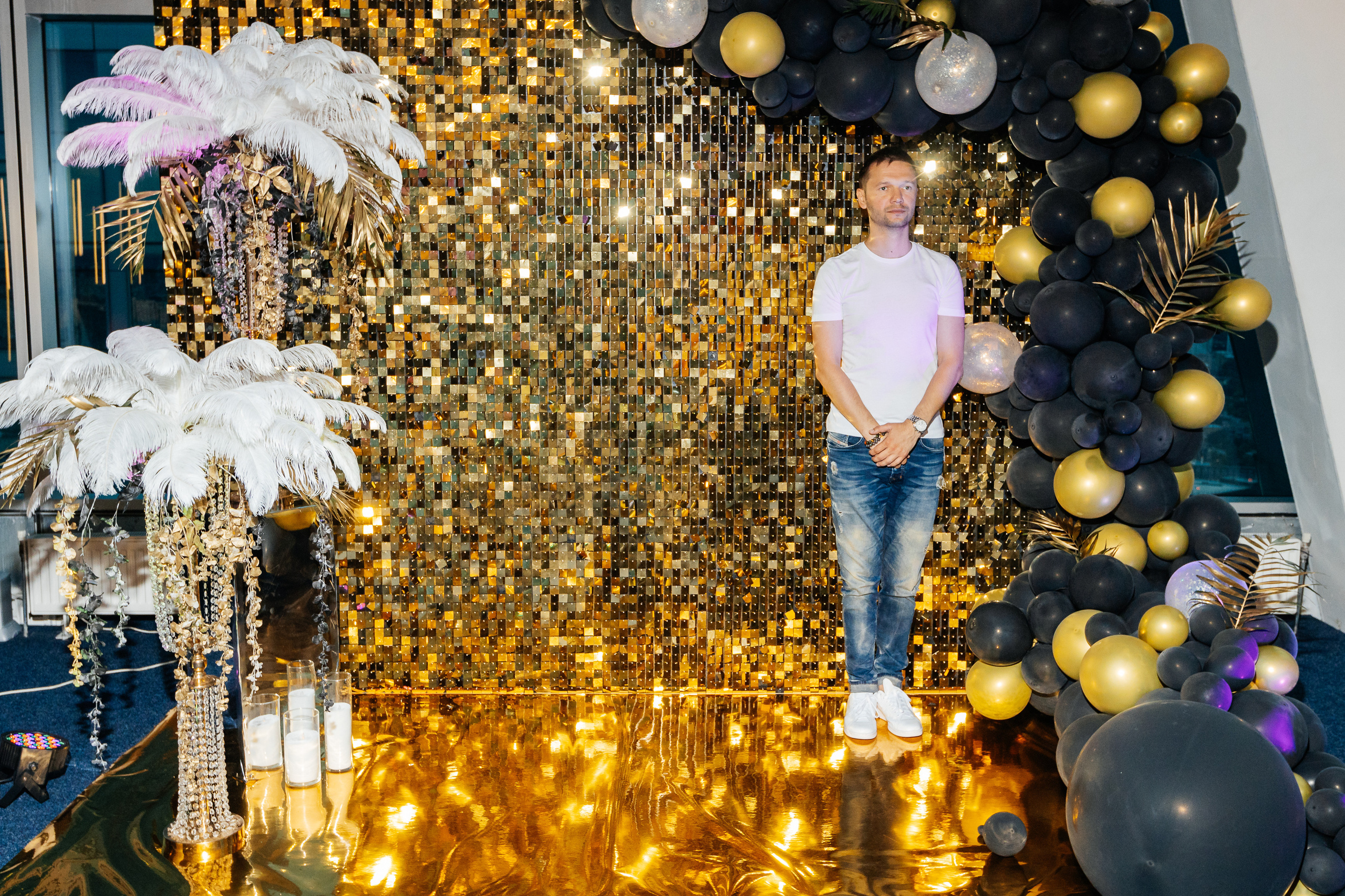 Backstage на вечеринке 90's в Moscow City. Свадебный и портретный фотограф в Королёве Сергей Чихарев