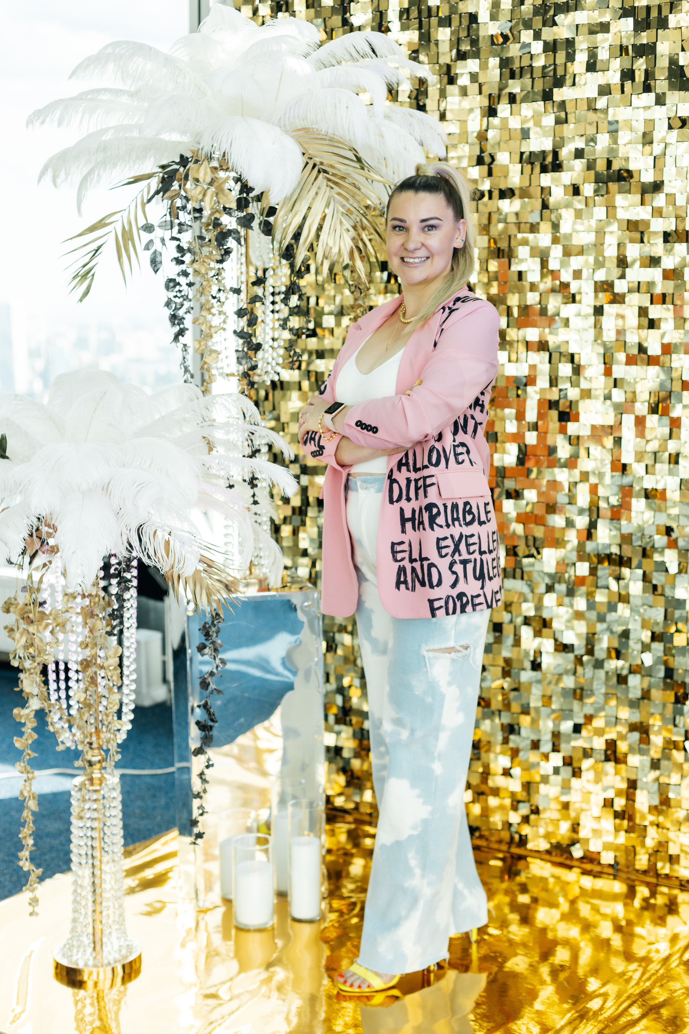 Backstage на вечеринке 90's в Moscow City. Свадебный и портретный фотограф в Королёве Сергей Чихарев