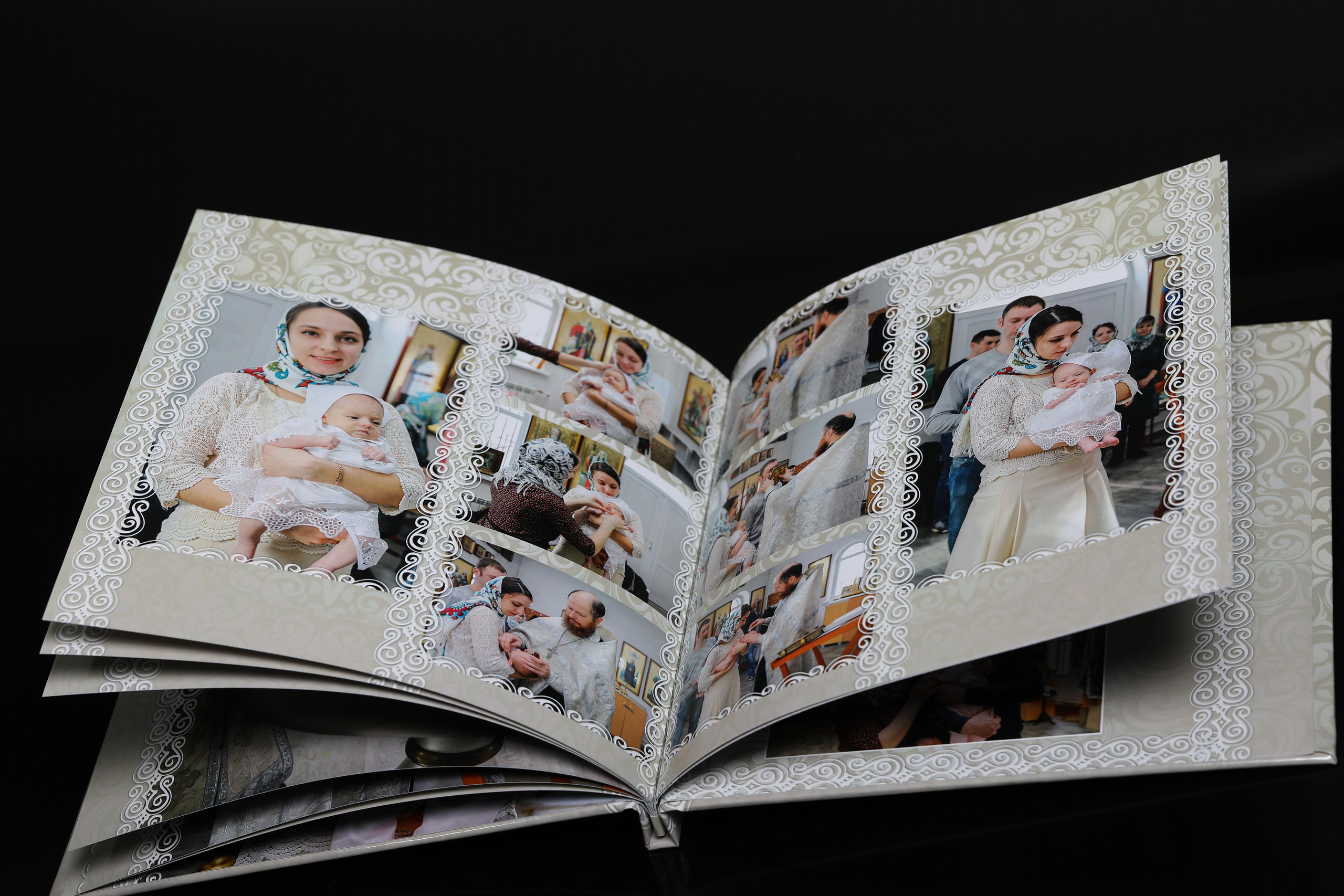 Шаблон фотокниги крестины, крещение, выписка из роддома, семейные истории. medlori fotobook Выпускные альбомы в Липецке, с новым годом, я родилась, юбилей, фотокниги, шаблоны печатная продукция, мама папа я - дружная семья