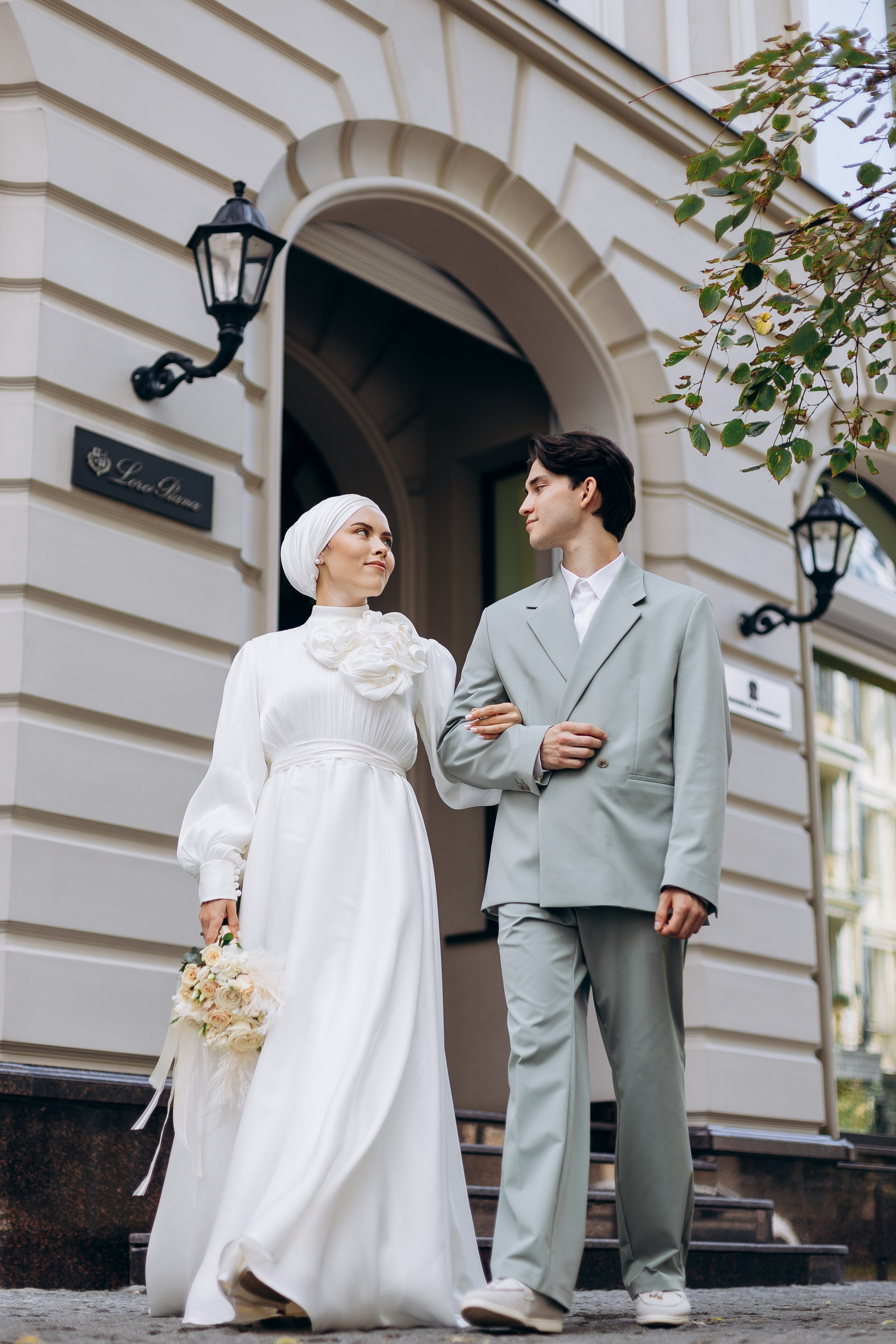 Свадебный фотограф Казань: пример съемки никаха на улице Малая Красная