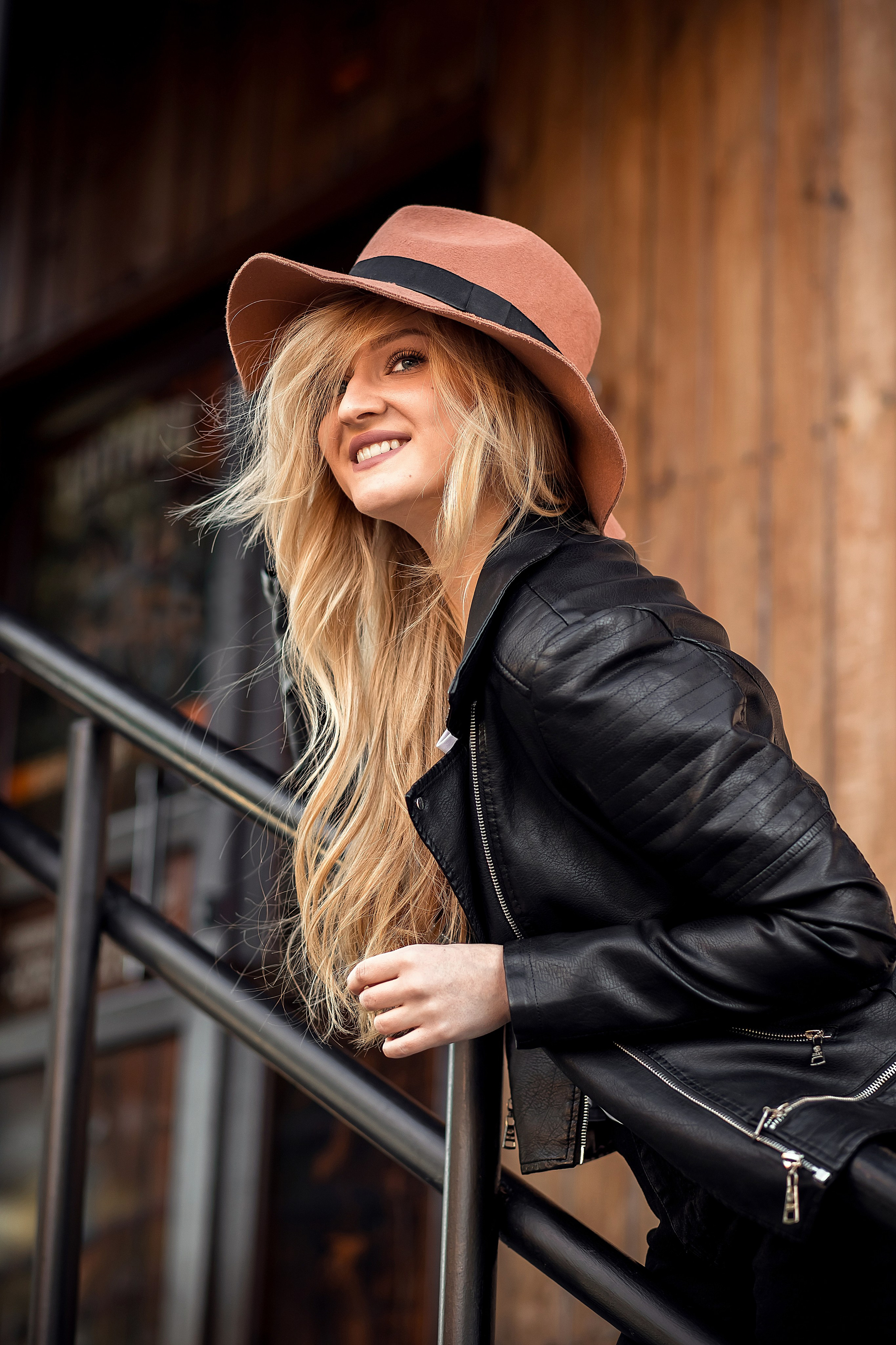 Александра