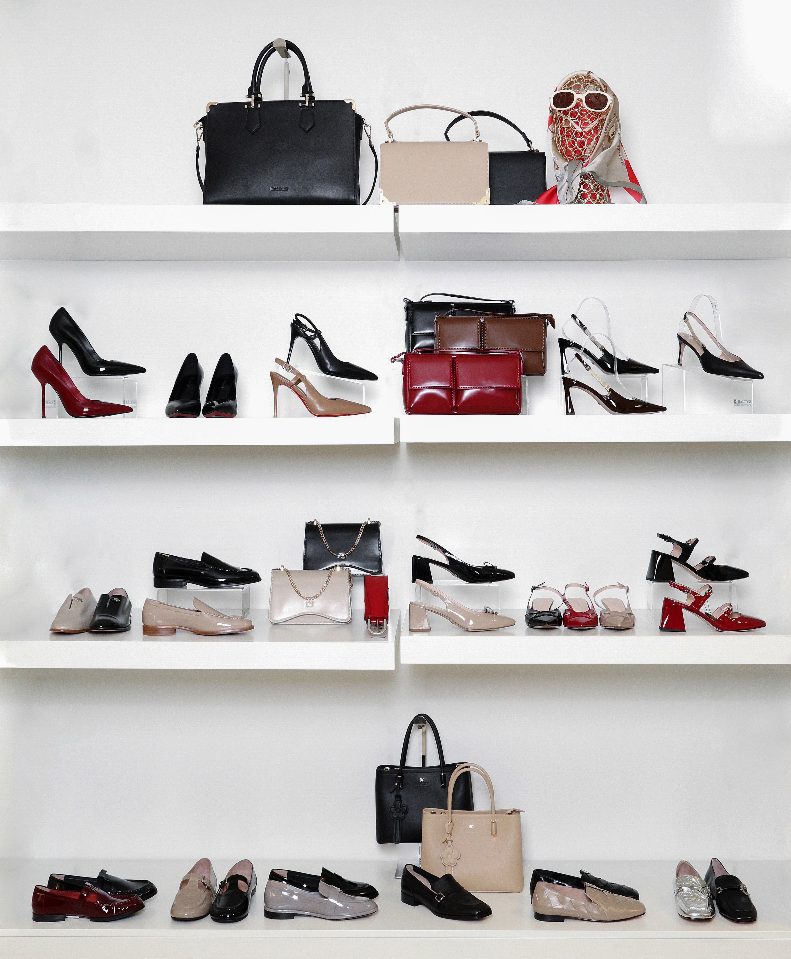 Basconi. Предметный фотограф Артём Йома