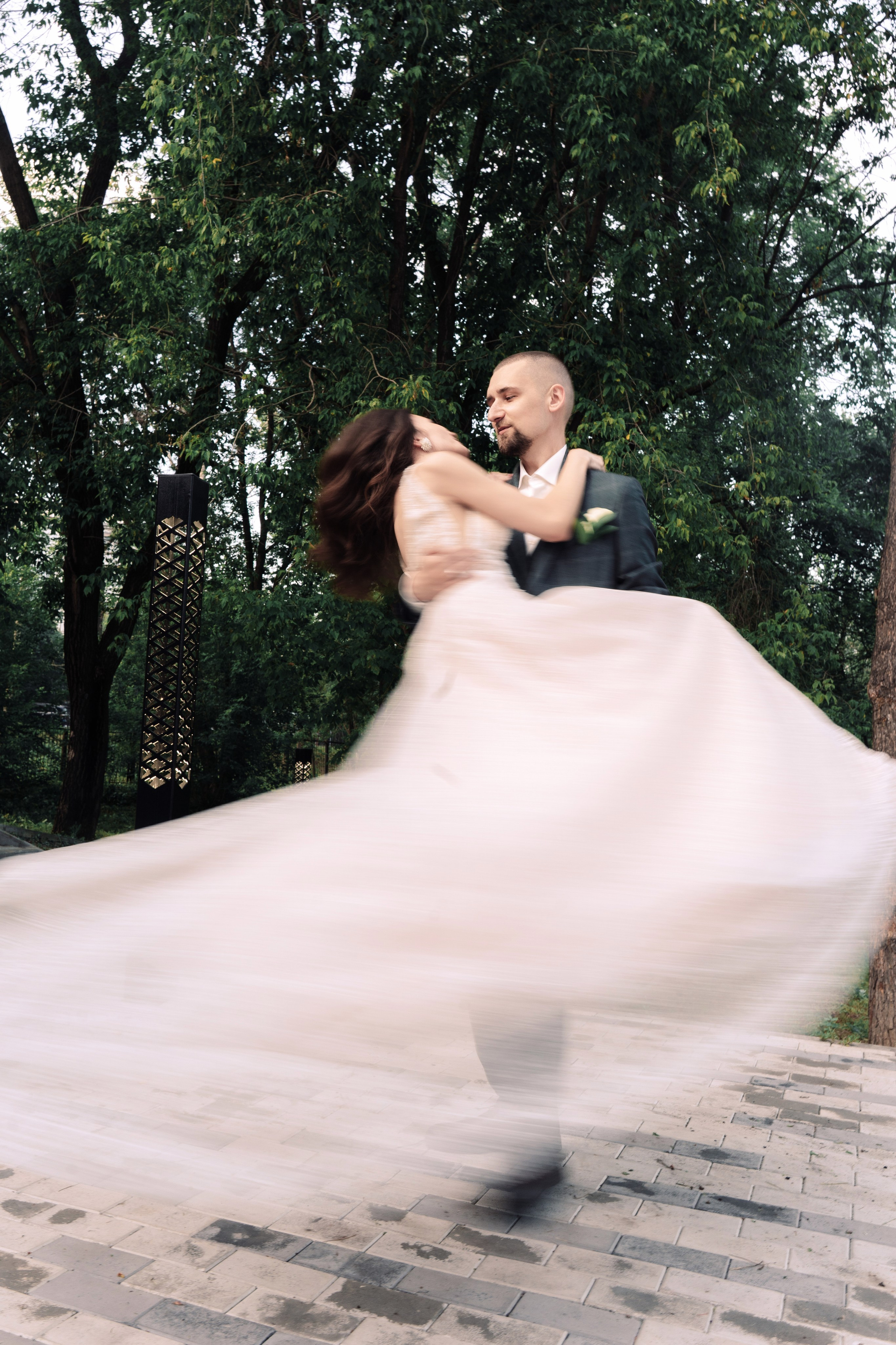 Волна. Для тех, кто не ждёт удачи, а создаёт её. Каждая фотосессия — это твой момент, твой стиль, твой успех. 📸