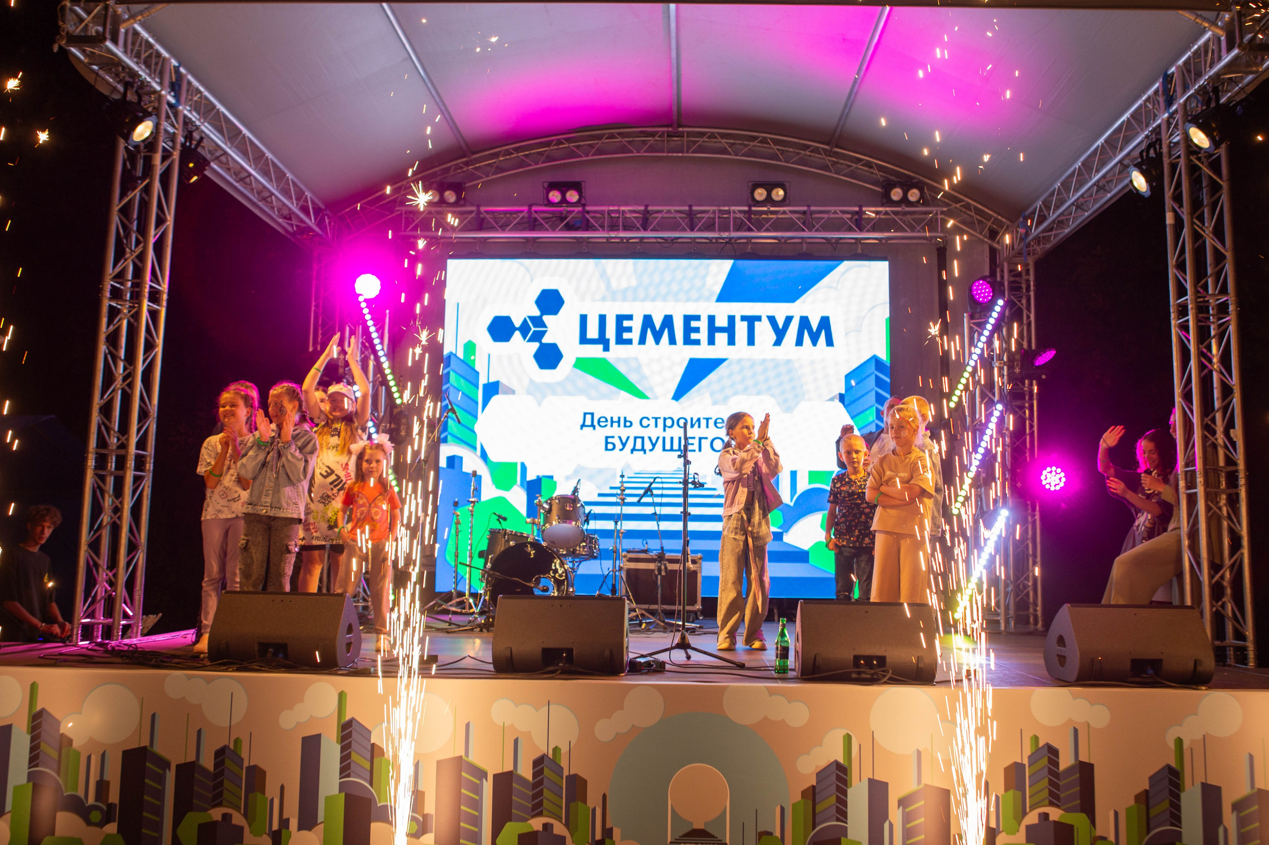 Корпоратив: «Цементиум». Свадебный и предметный фотограф Ренат Каламперов