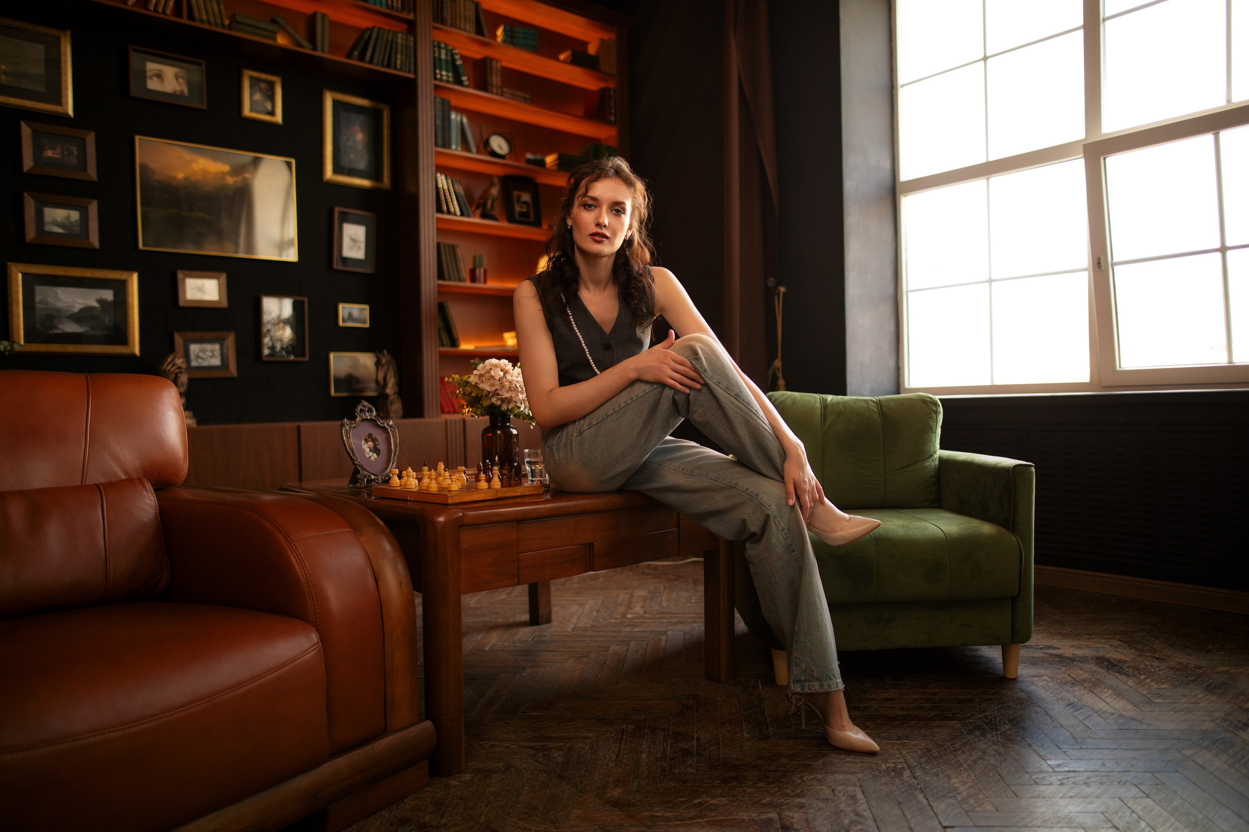 Фотосет с Анастасией в интерьере в формате «Я красивая». Дмитрий Шульгин, портретный фотограф в Воронеже