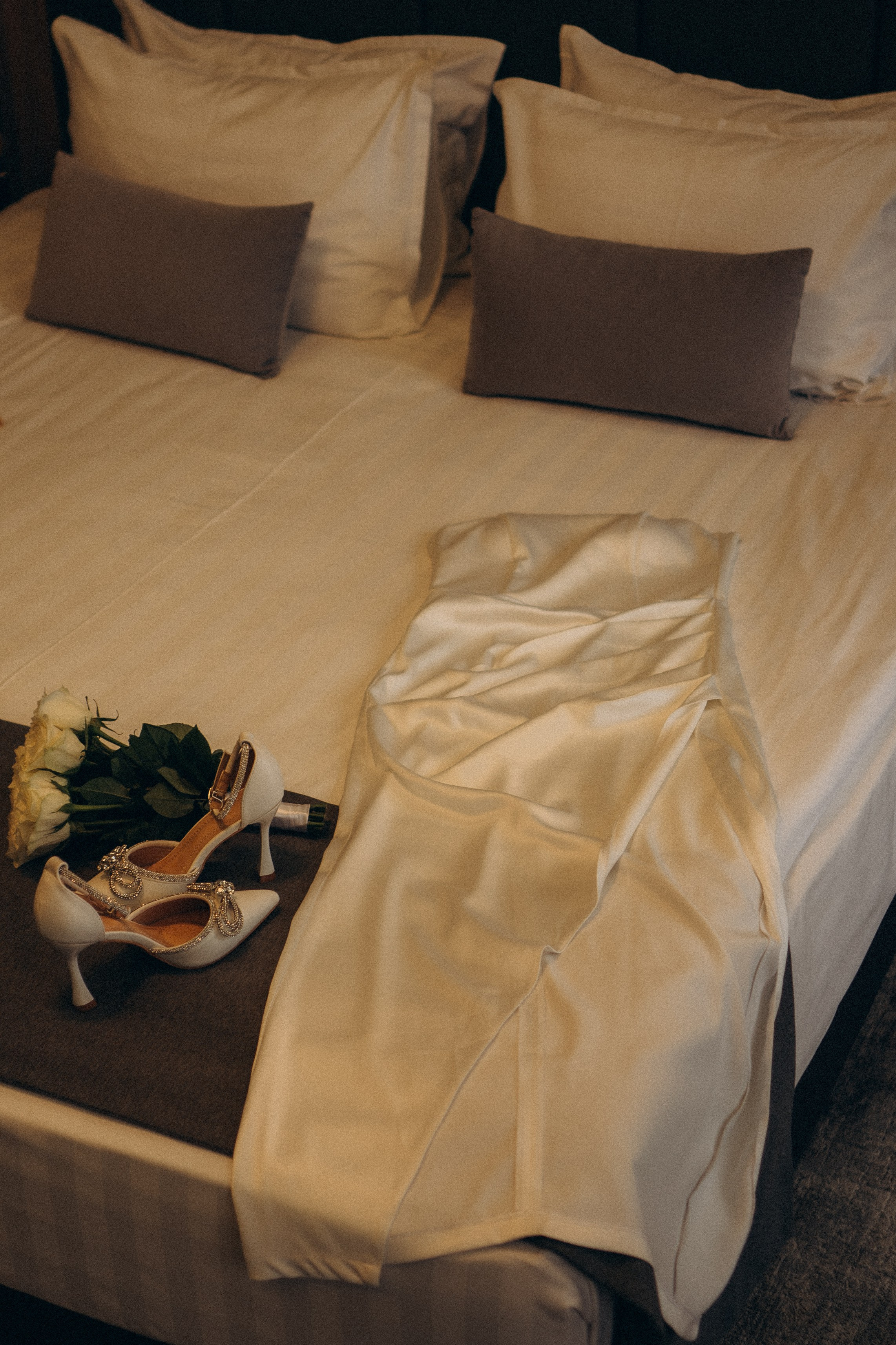 СВАДЕБНАЯ СЬЕМКА СБОРОВ ЖЕНИХА И НЕВЕСТЫ В ОТЕЛЕ И ТАКЖЕ ФОТОСЕССИИЯ В ОТЕЛЕЕ МЕГАПОЛИС БРЯНСК. Профессиональный фотограф, Санкт-Петербург — Виктория Богомолова