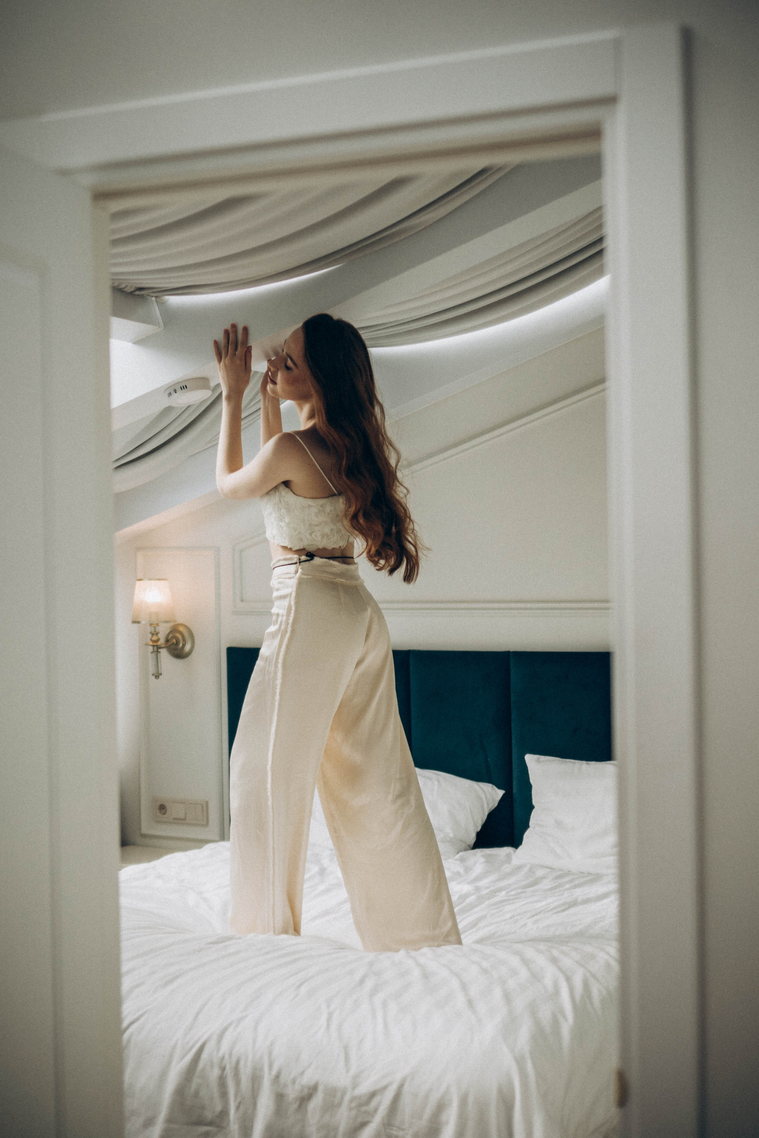 СВАДЕБНАЯ СЬЕМКА В ОТЕЛЕ. СБОРЫ ЖЕНИХА И НЕВЕСТЫ И ТАКЖЕ ТОР И ПОДГОТОВКА К ПРОГУЛКЕ. Профессиональный фотограф, Санкт-Петербург — Виктория Богомолова