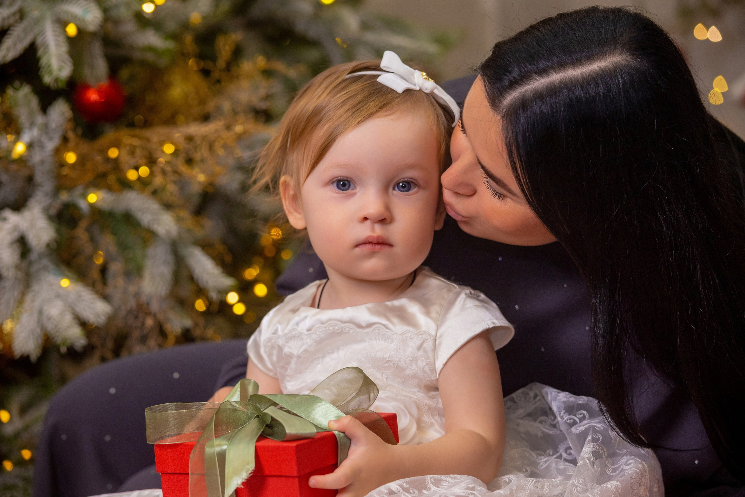 Новогодние фотосессии в Иркутске. Фотограф видеограф Иркутск фото видео студия Алексея Марамзина