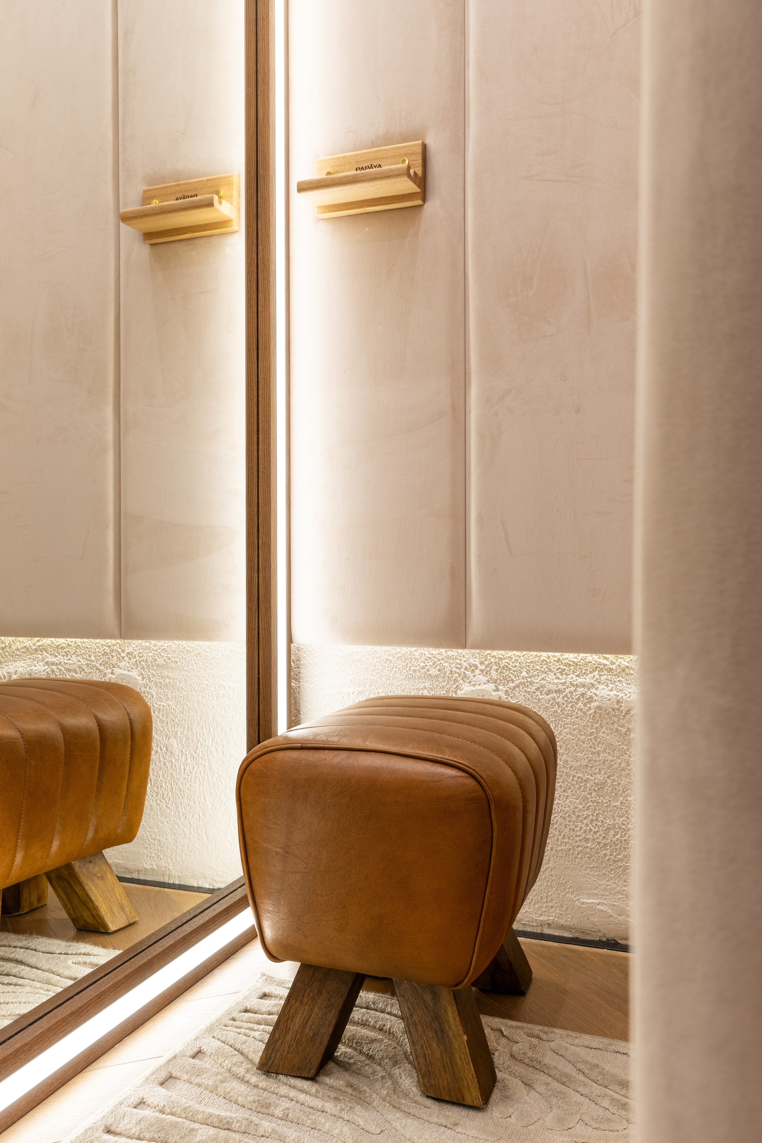 Флагманский магазин одежды, бренд PAPAYA ТЦ Сити, г. Краснодар