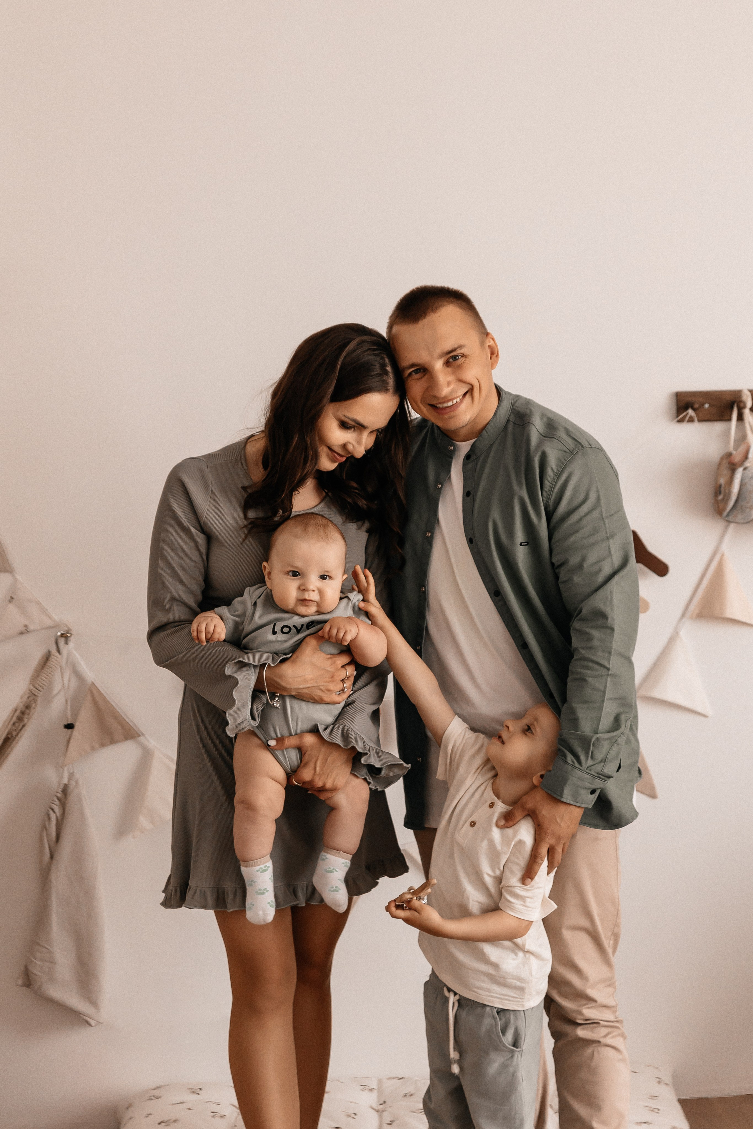 Павел, Кристина, Святослав, Елисей. Семейный фотограф Минск Усова Ольга