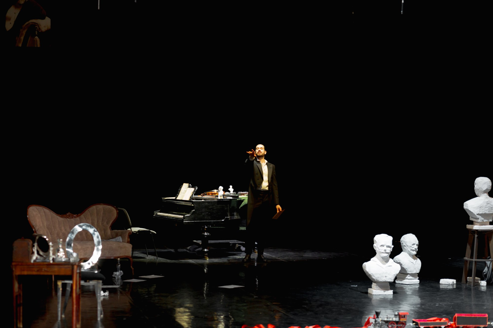 Спектакль Приглушенные голоса в Театре Эрмитажа (+репетиция). Семейный и портретный фотограф в Санкт-Петербурге Андрей Воробьев