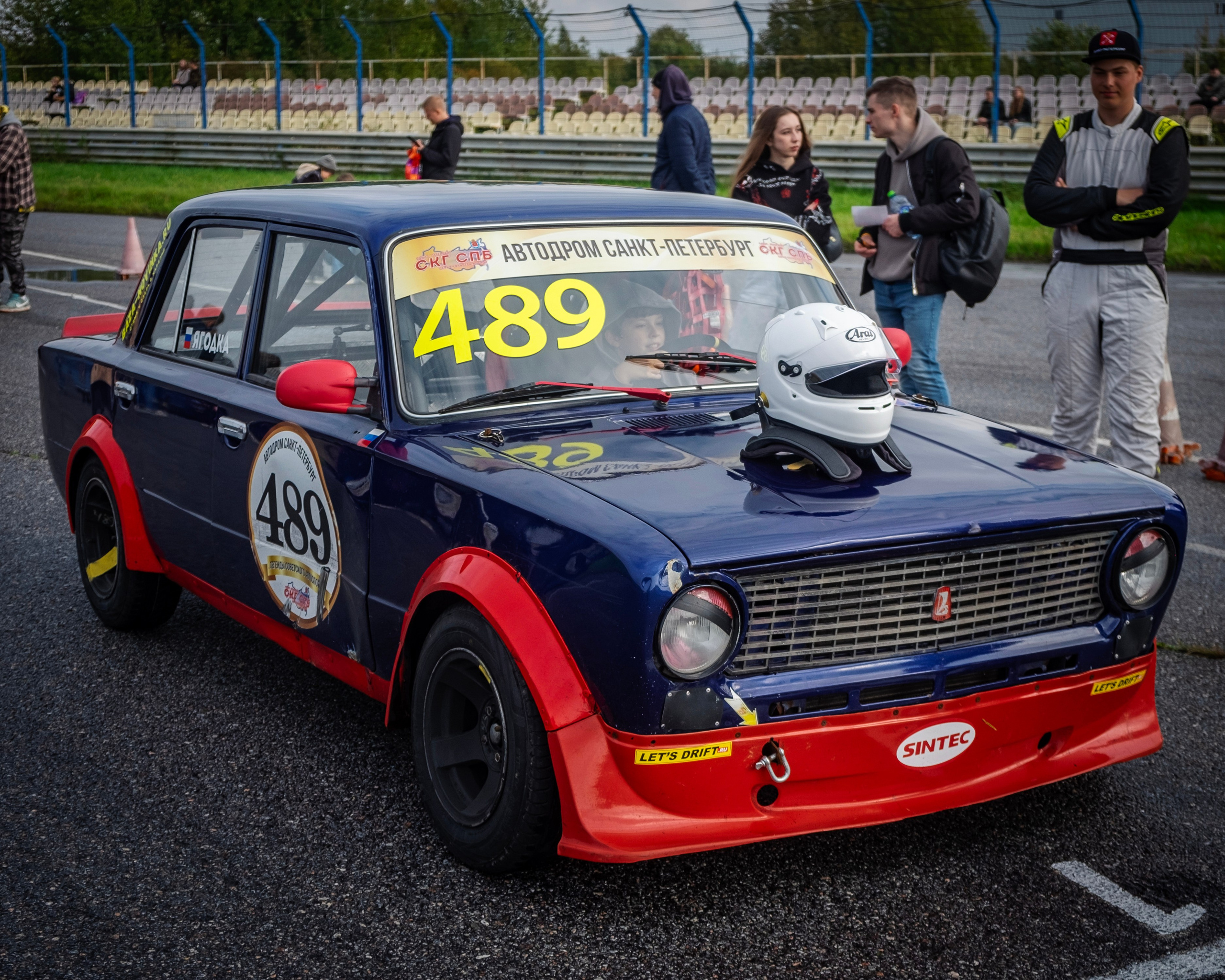 AUTODROM FEST 21.09.25. Автомобильные фотографии и рисунки в Санкт-Петербурги Пашков Дмитрий