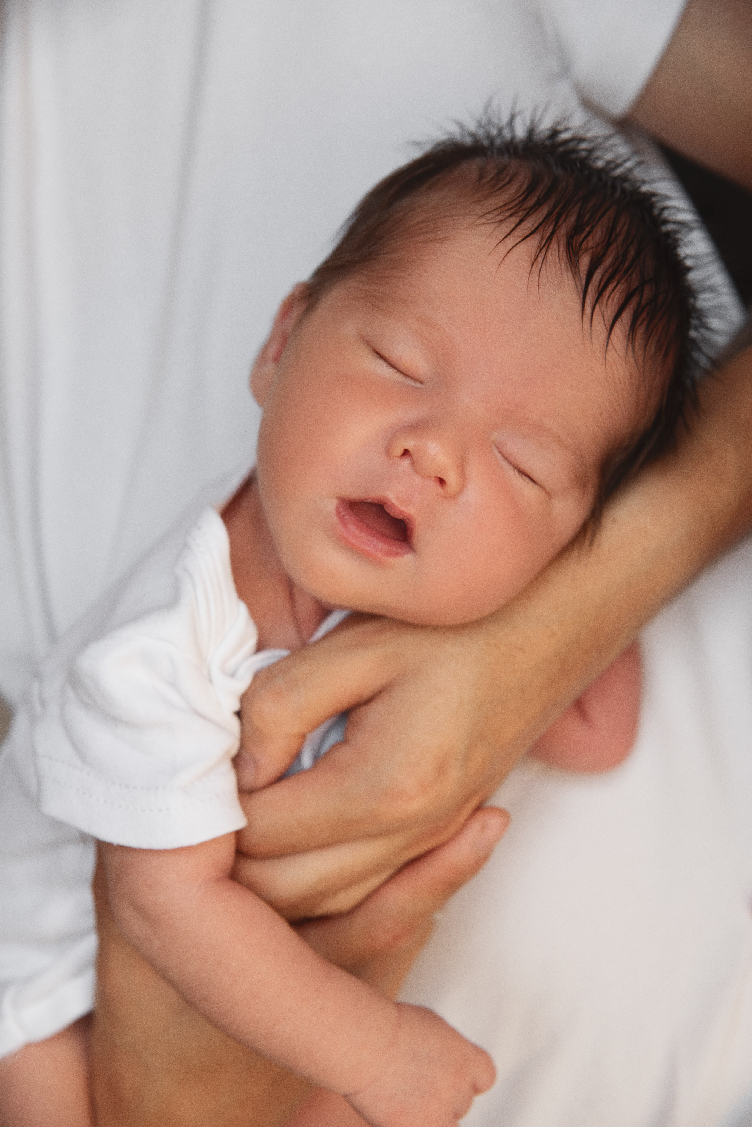 Семейная фотосессия с новорожденным Эрнест. Семейный фотограф в Южно-Сахалинске Анастасия Лимарева