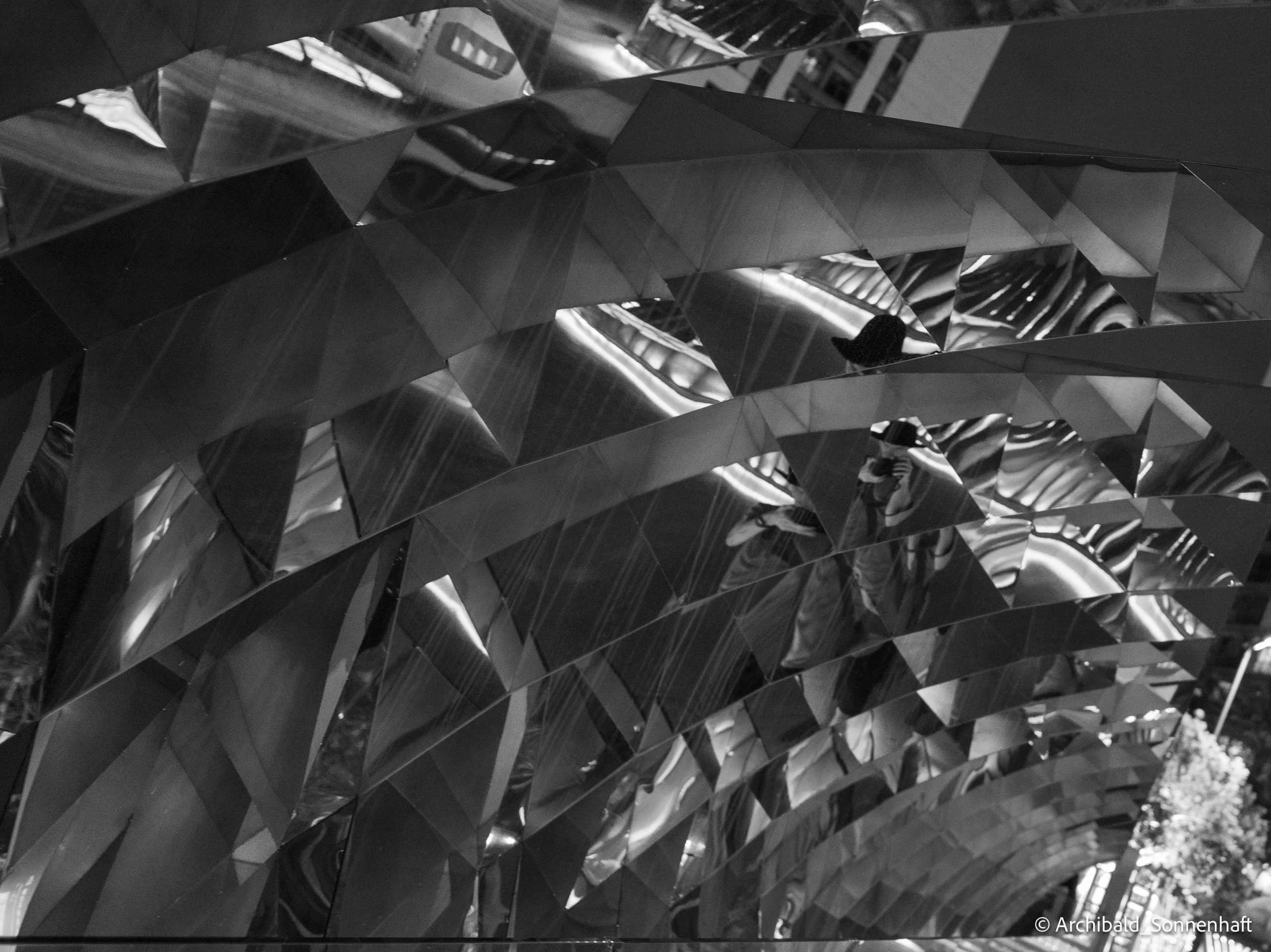 Office environs. Photographer in Guangzhou, China. Archibald Sonnenhaft