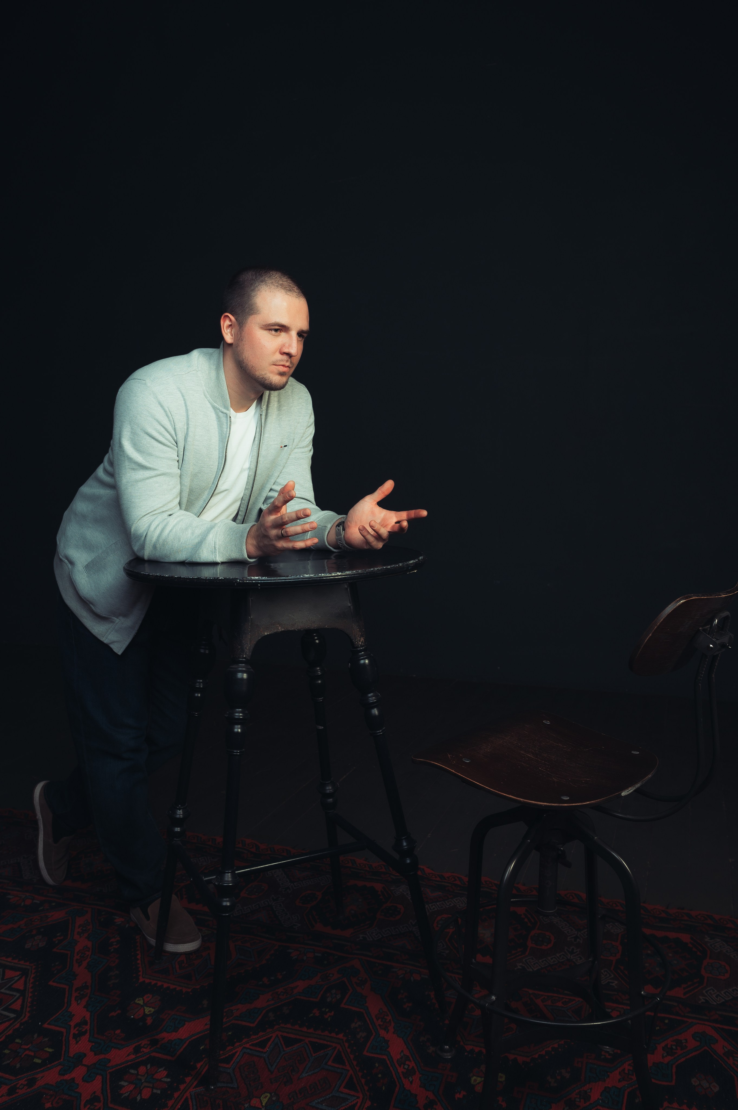 Никита Пустовалов — портретная съёмка. Иван Кубик — фотограф и видеограф