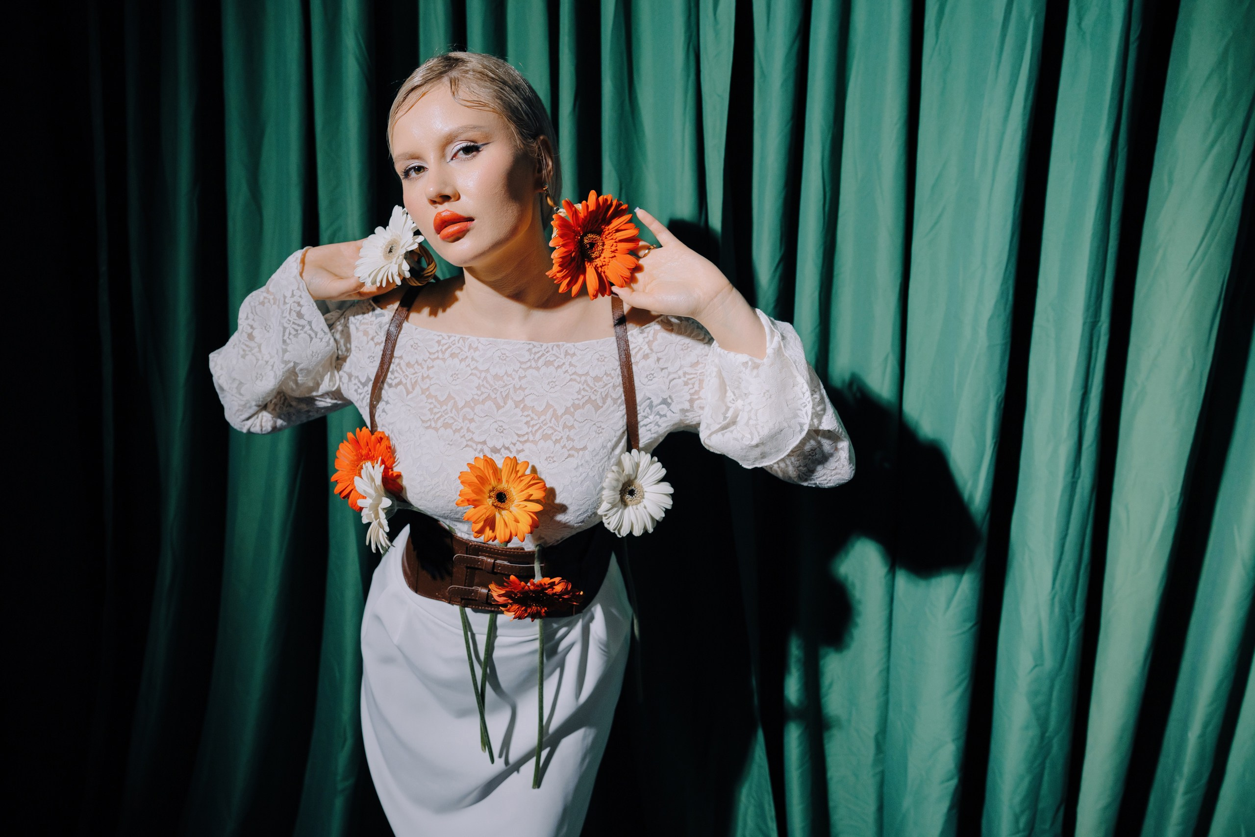 Оля. Главная