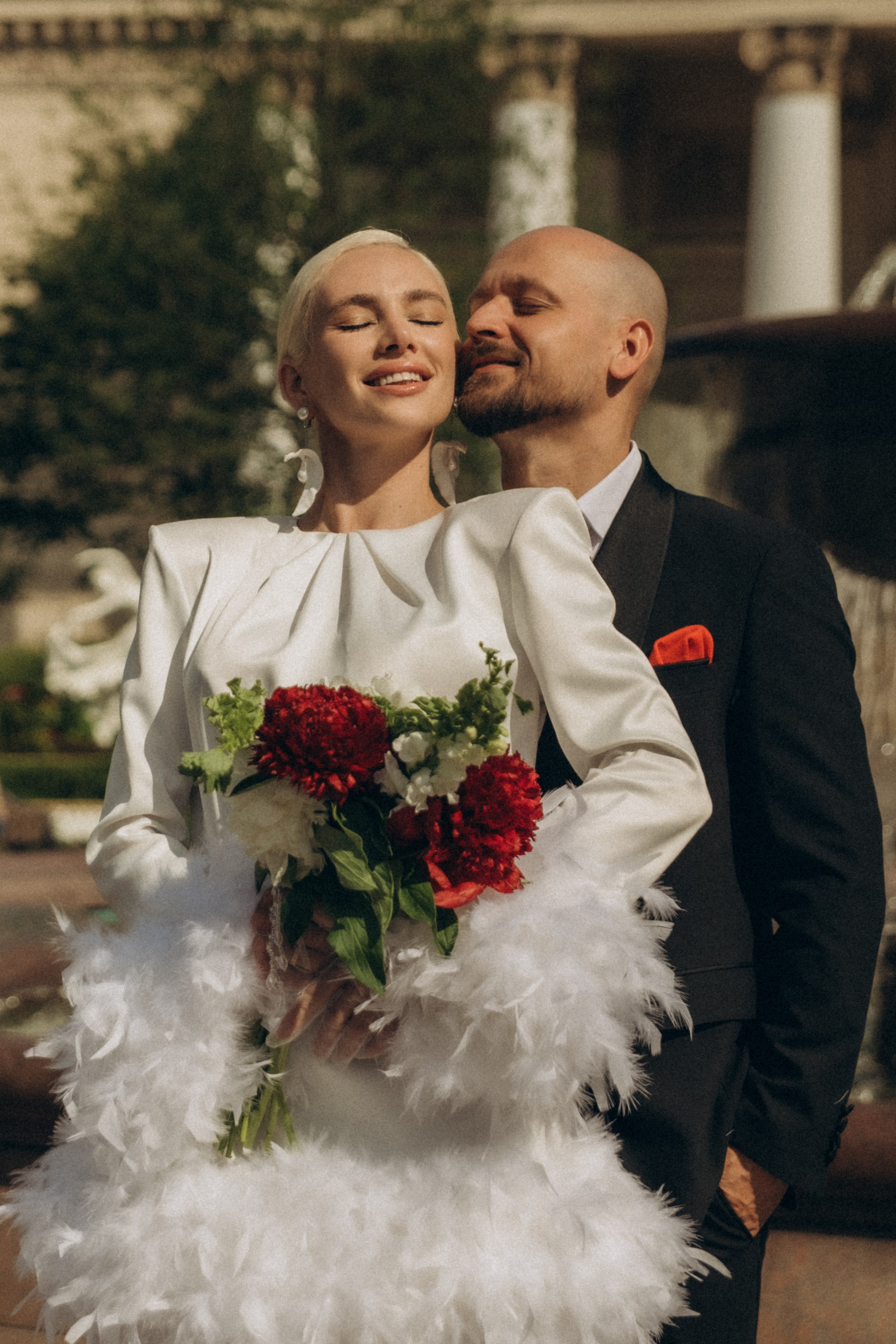 Прогулка у Большого театра. Гаврилова Настя семейный фотограф lifestyle в Москве