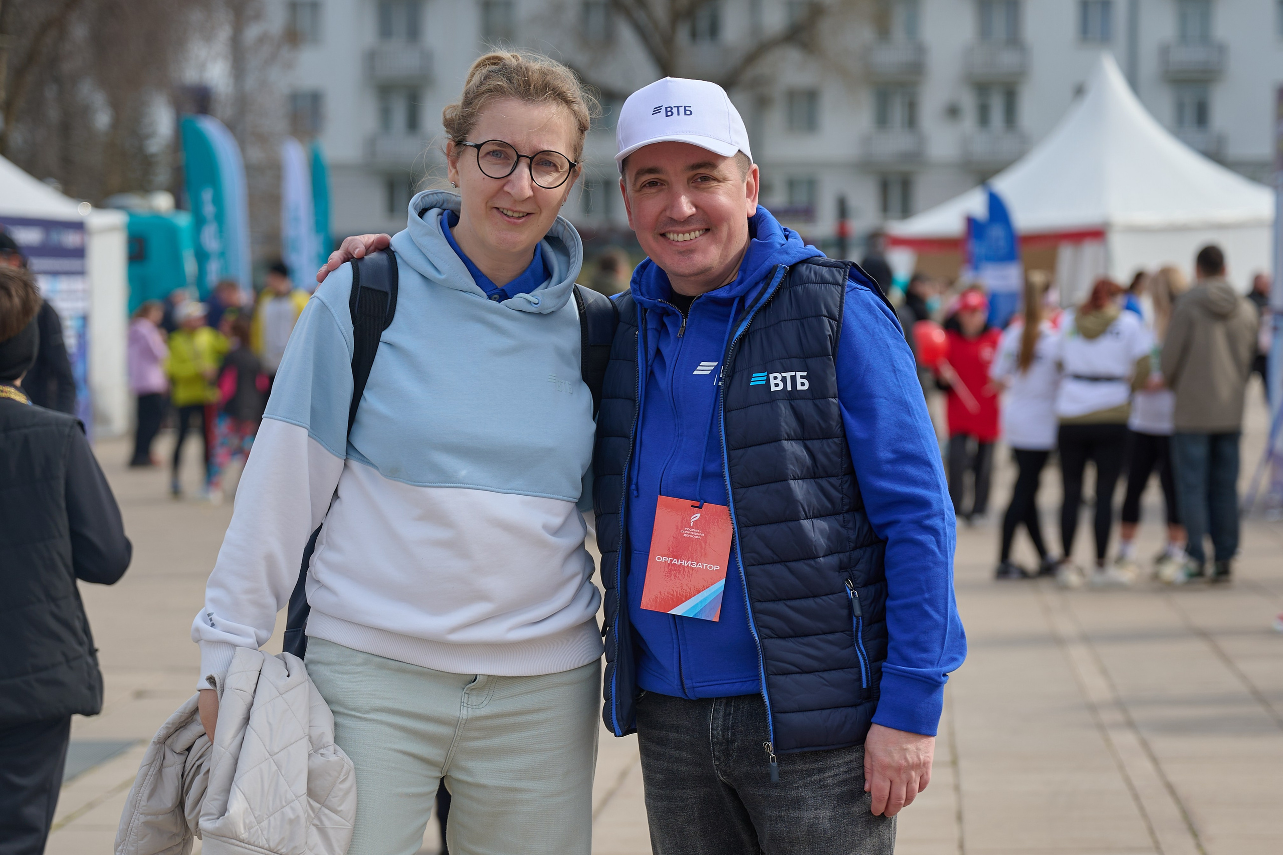 Самарский космический полумарафон 2026 (с командой ВТБ). Фотограф в Самаре