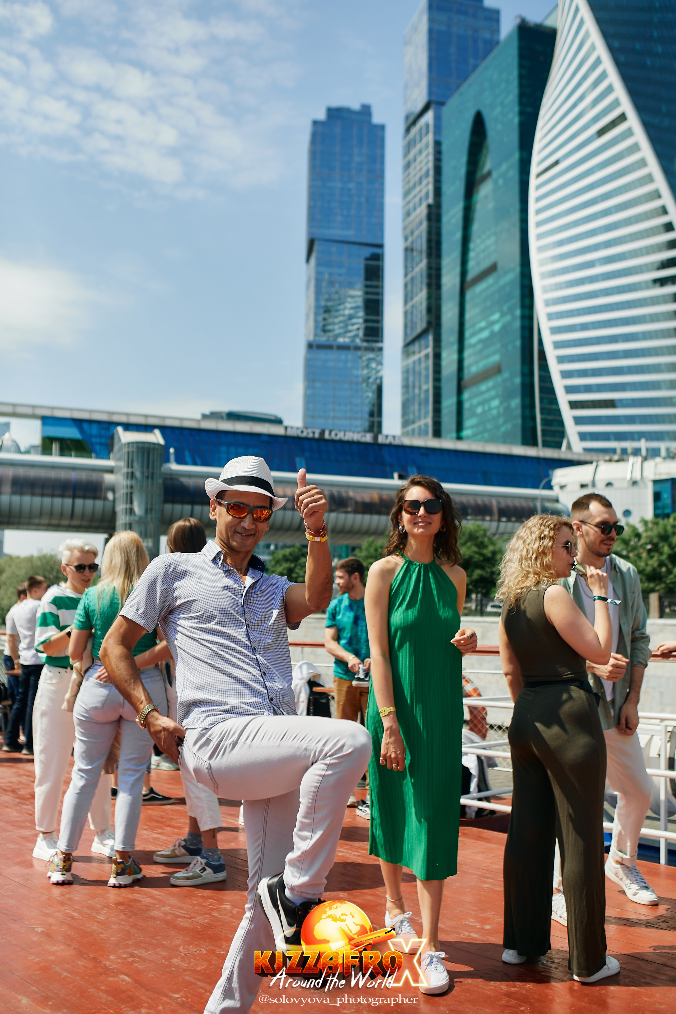 Boat party. Свадебный фотограф