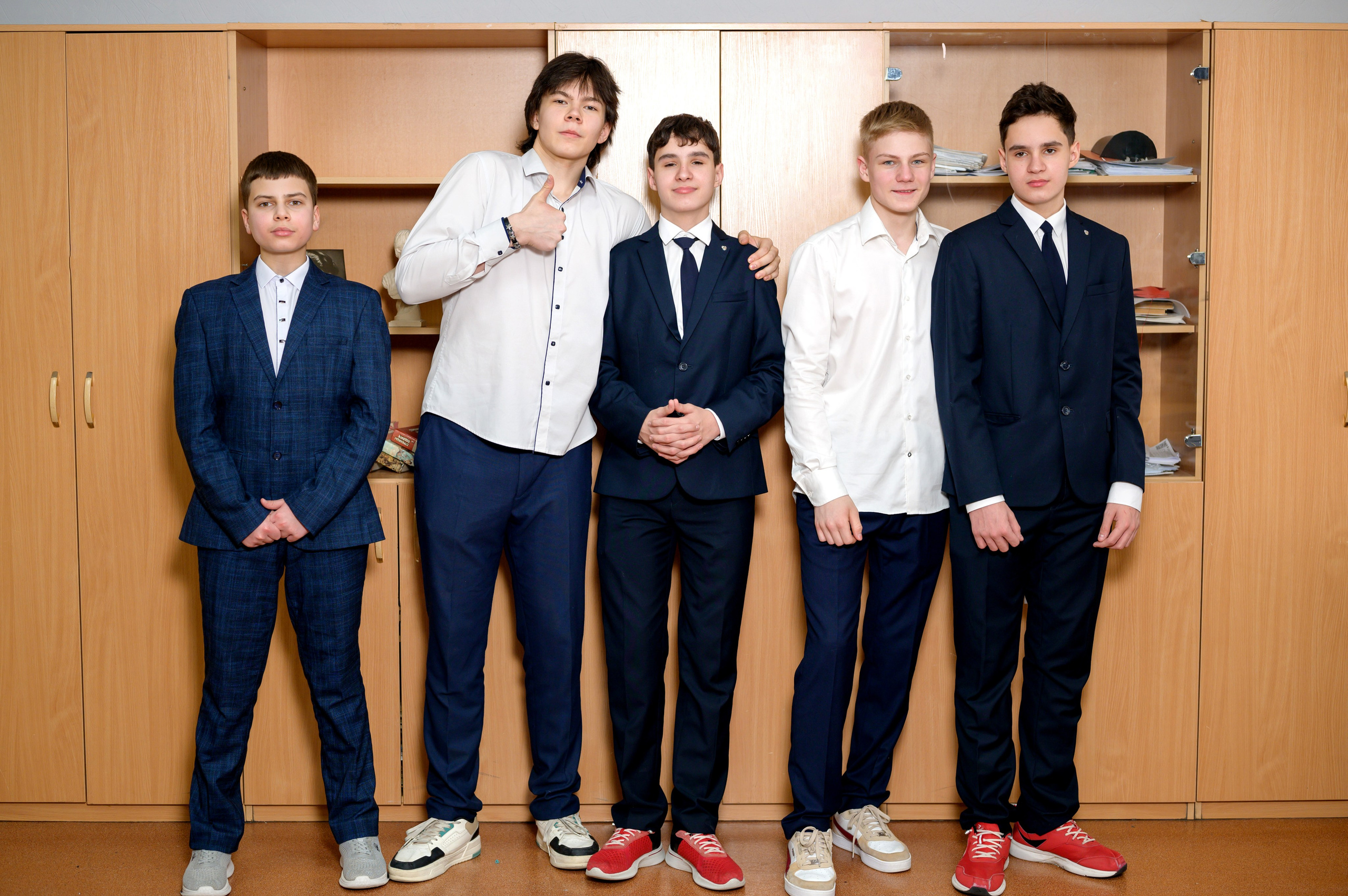 Выпускные альбомы 9 класс. Фотограф новорожденных, семейный детский в Тюмени Татьяна Морозова