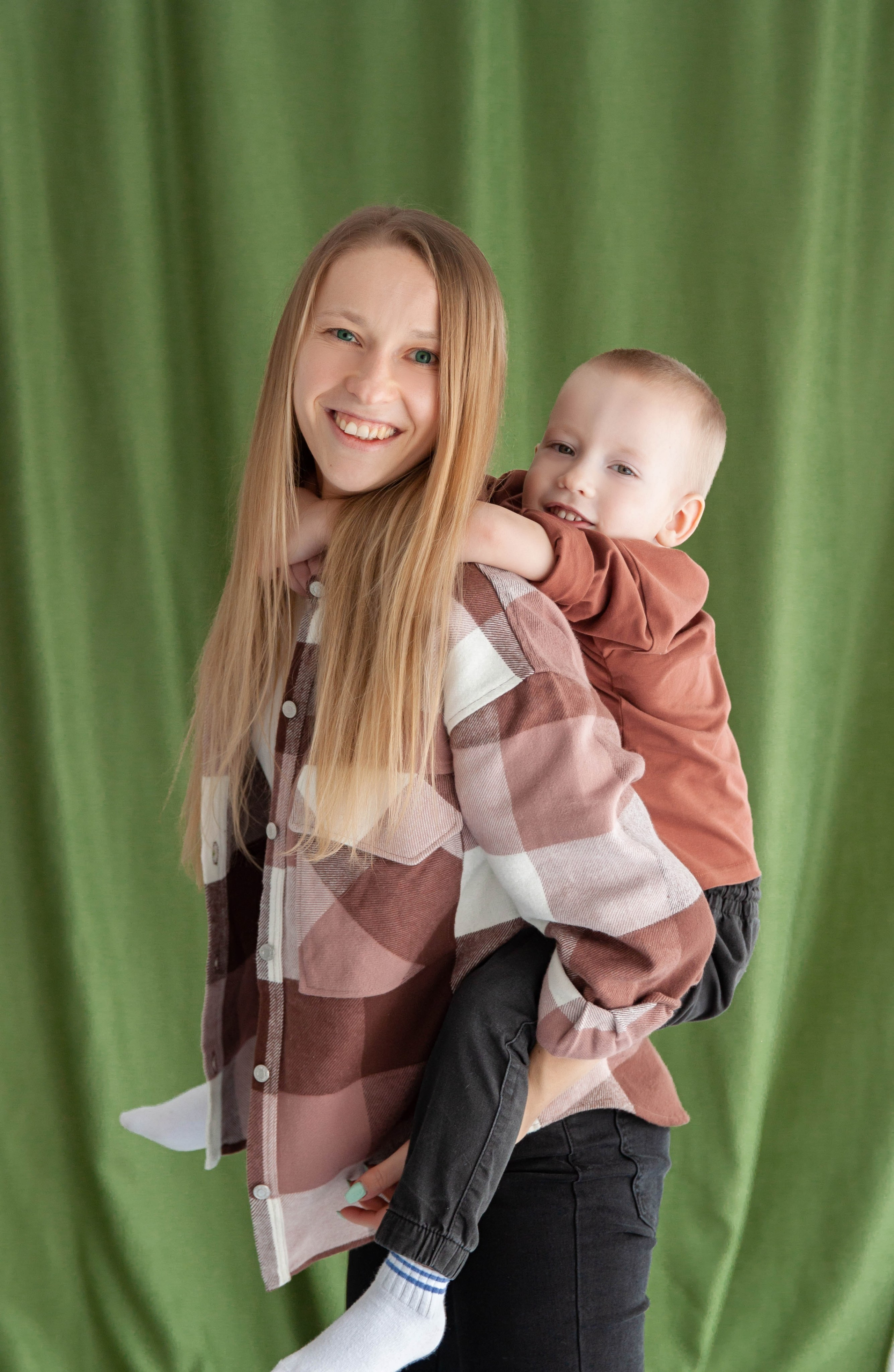 Аня и Ярик. Свадебный и семейный фотограф в Карелии