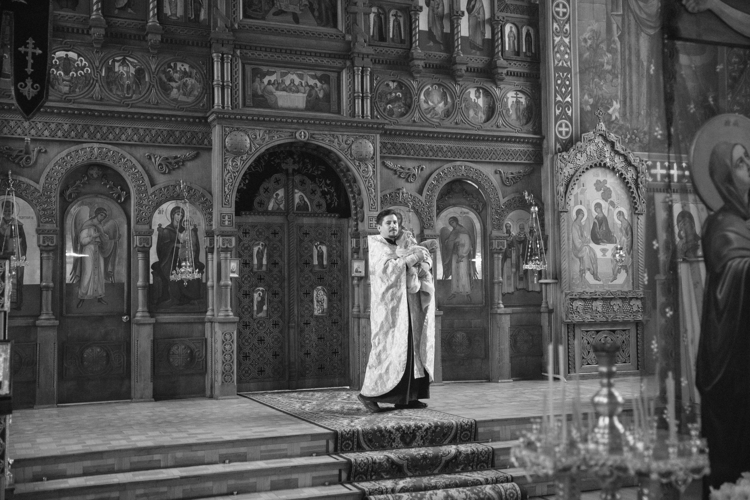 История крещения Артема. Свадебный фотограф Мироманов Николай в Крыму