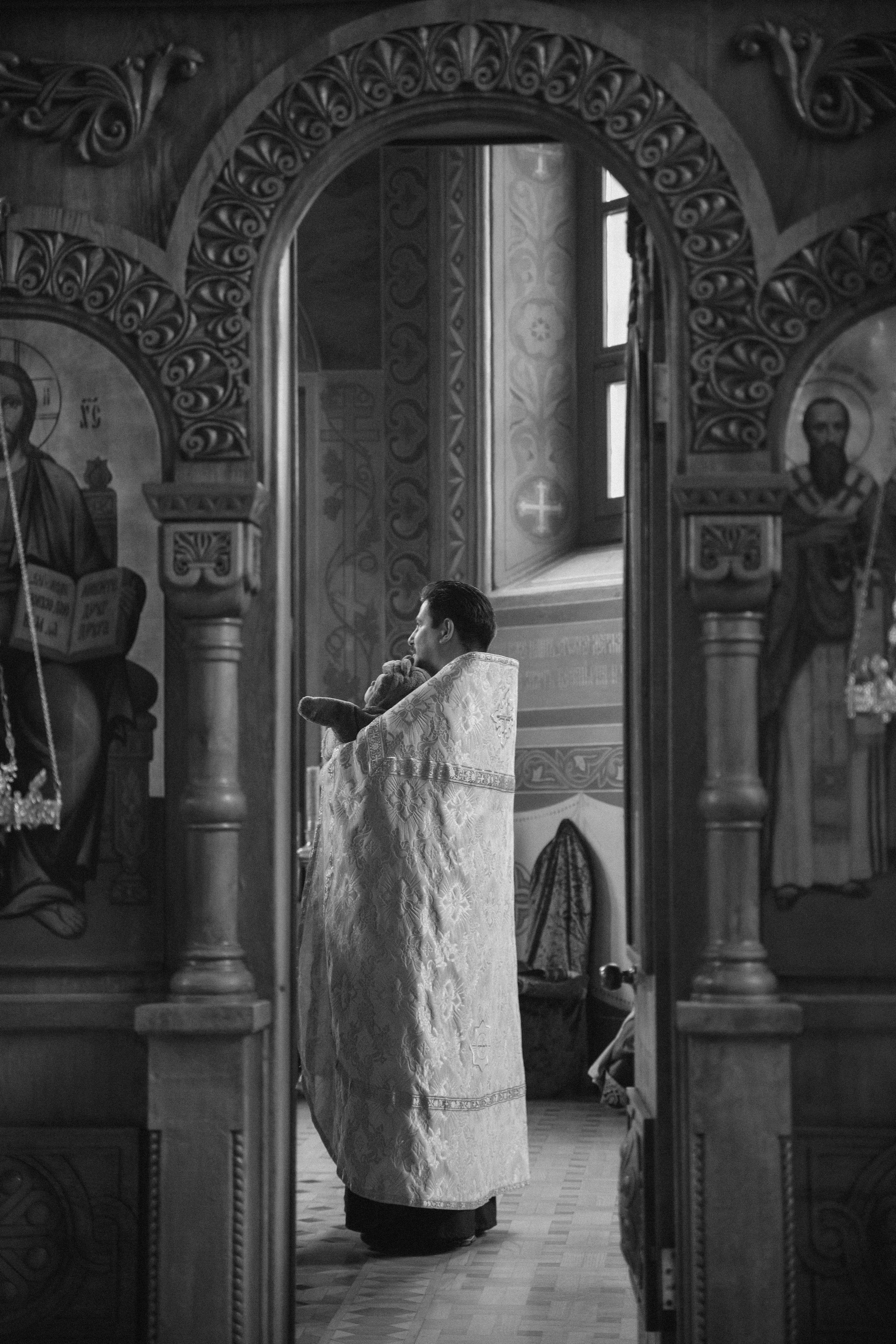 История крещения Артема. Свадебный фотограф Мироманов Николай в Крыму